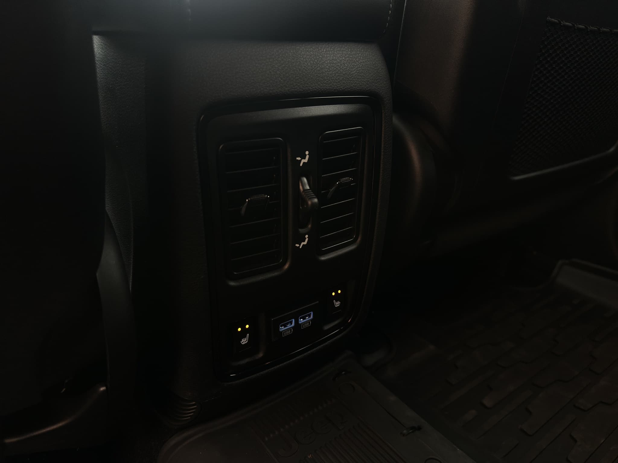 JEEP Grand Cherokee 19