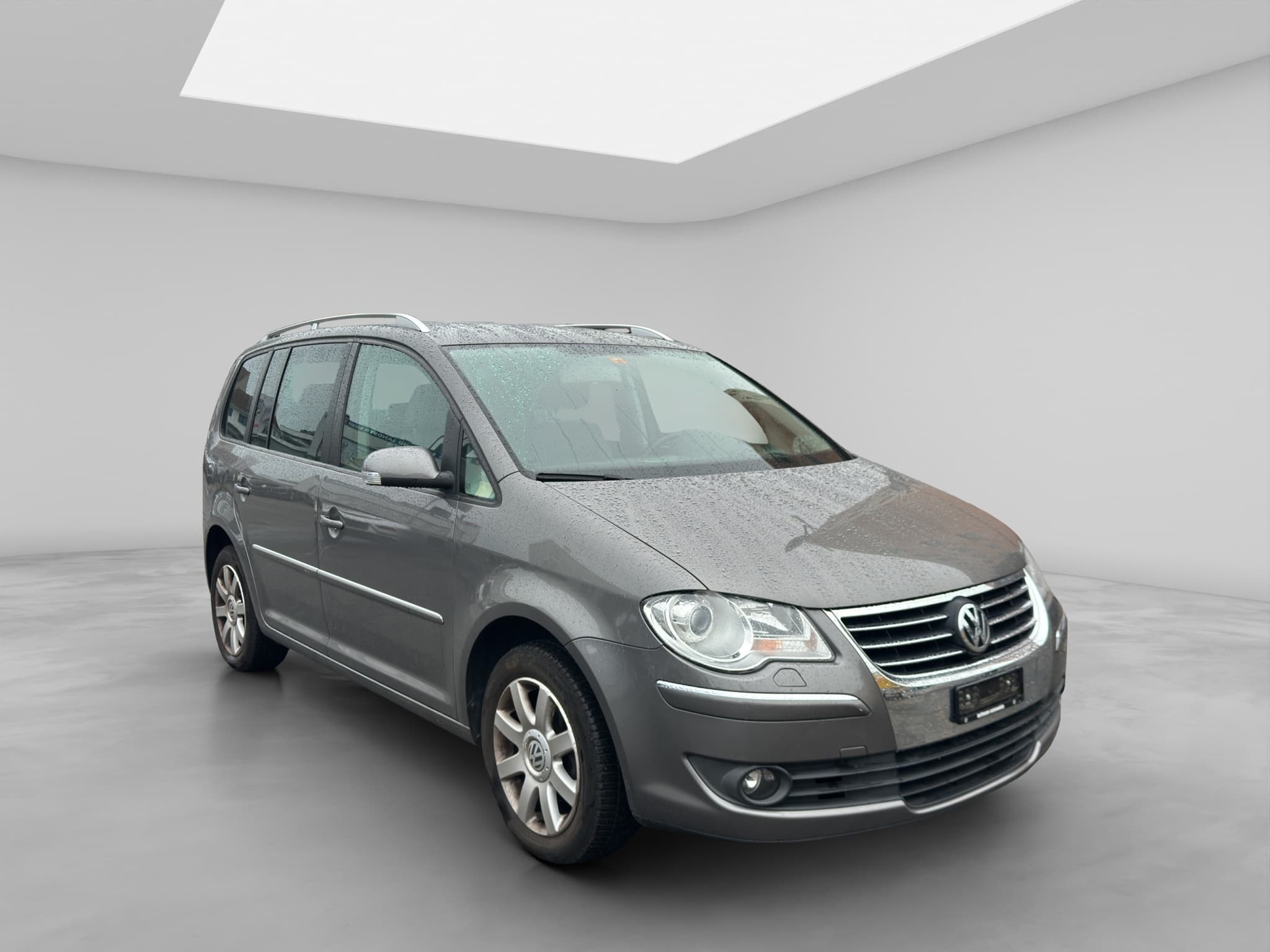 VW TOURAN 8
