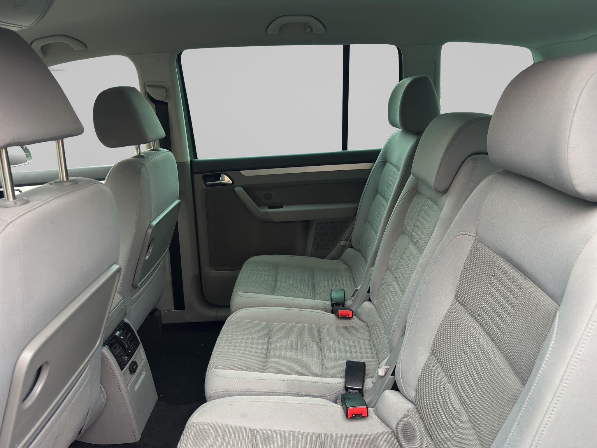 VW TOURAN 11