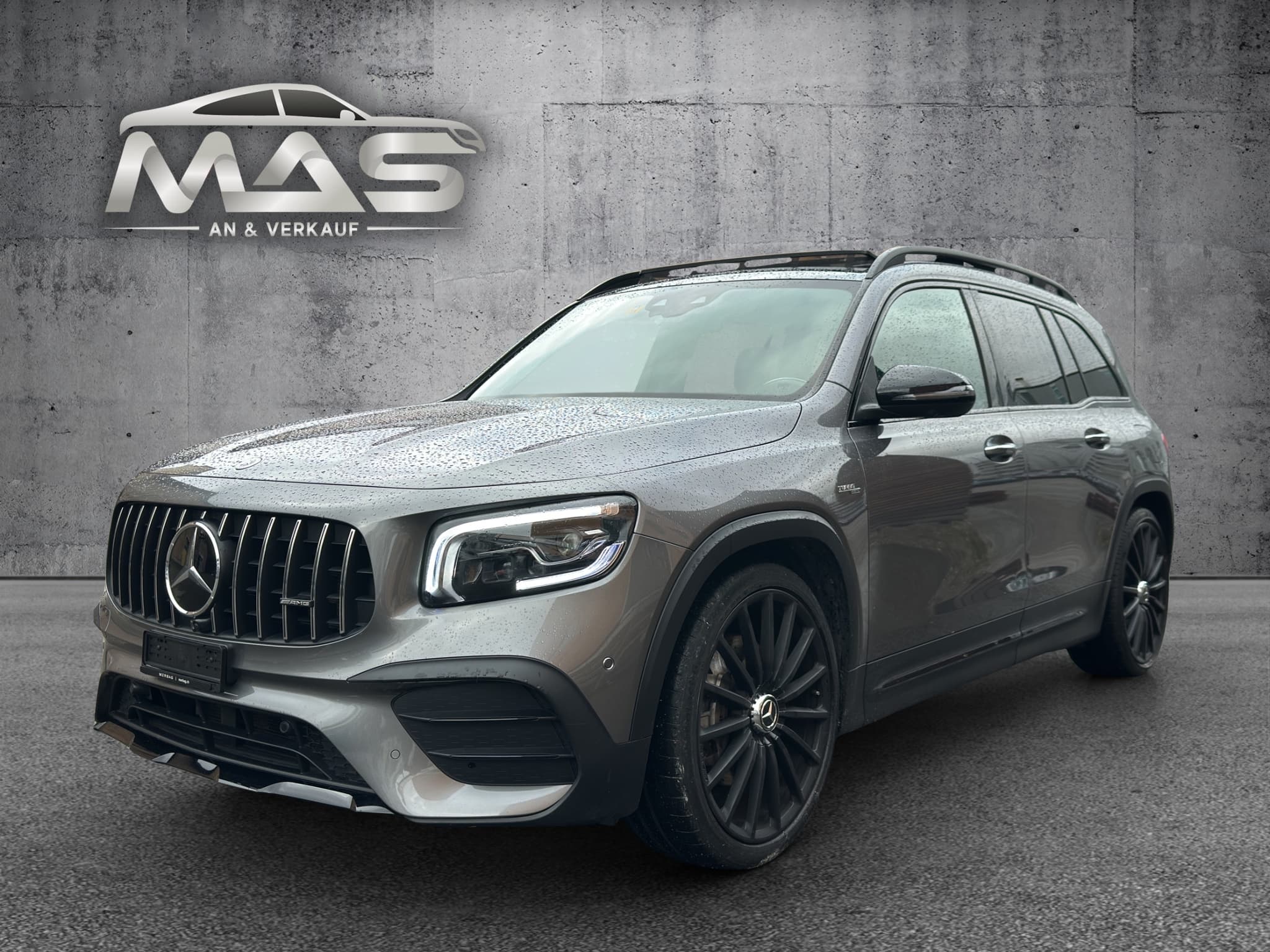 MERCEDES-BENZ GLB 35 AMG