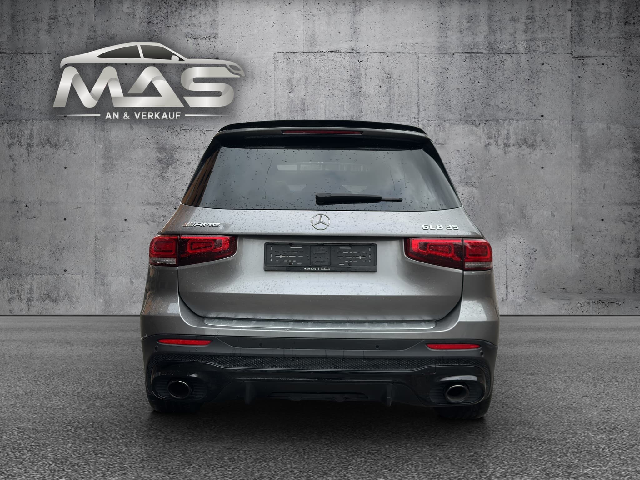 MERCEDES-BENZ GLB 35 AMG 5