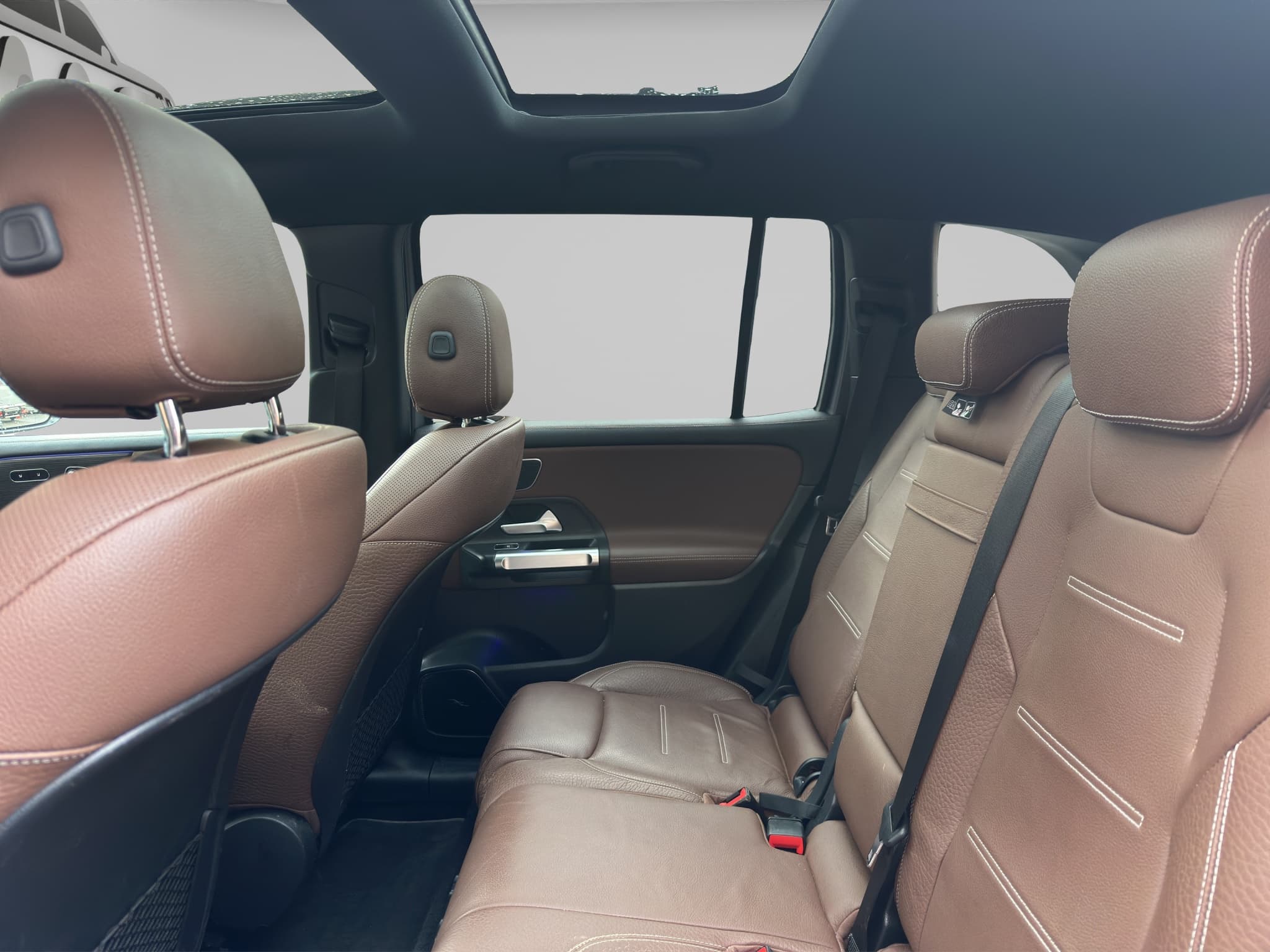 MERCEDES-BENZ GLB 35 AMG 14