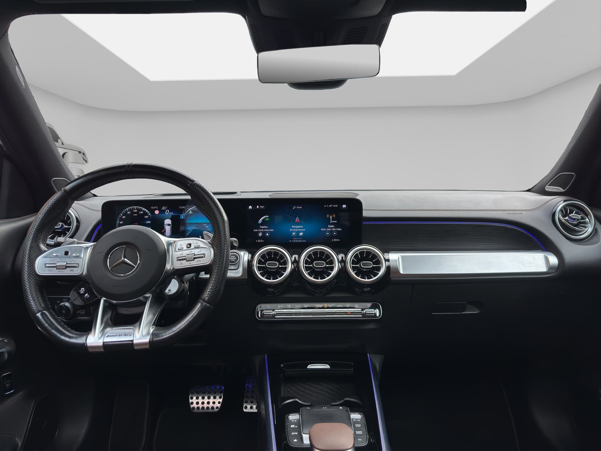 MERCEDES-BENZ GLB 35 AMG 12