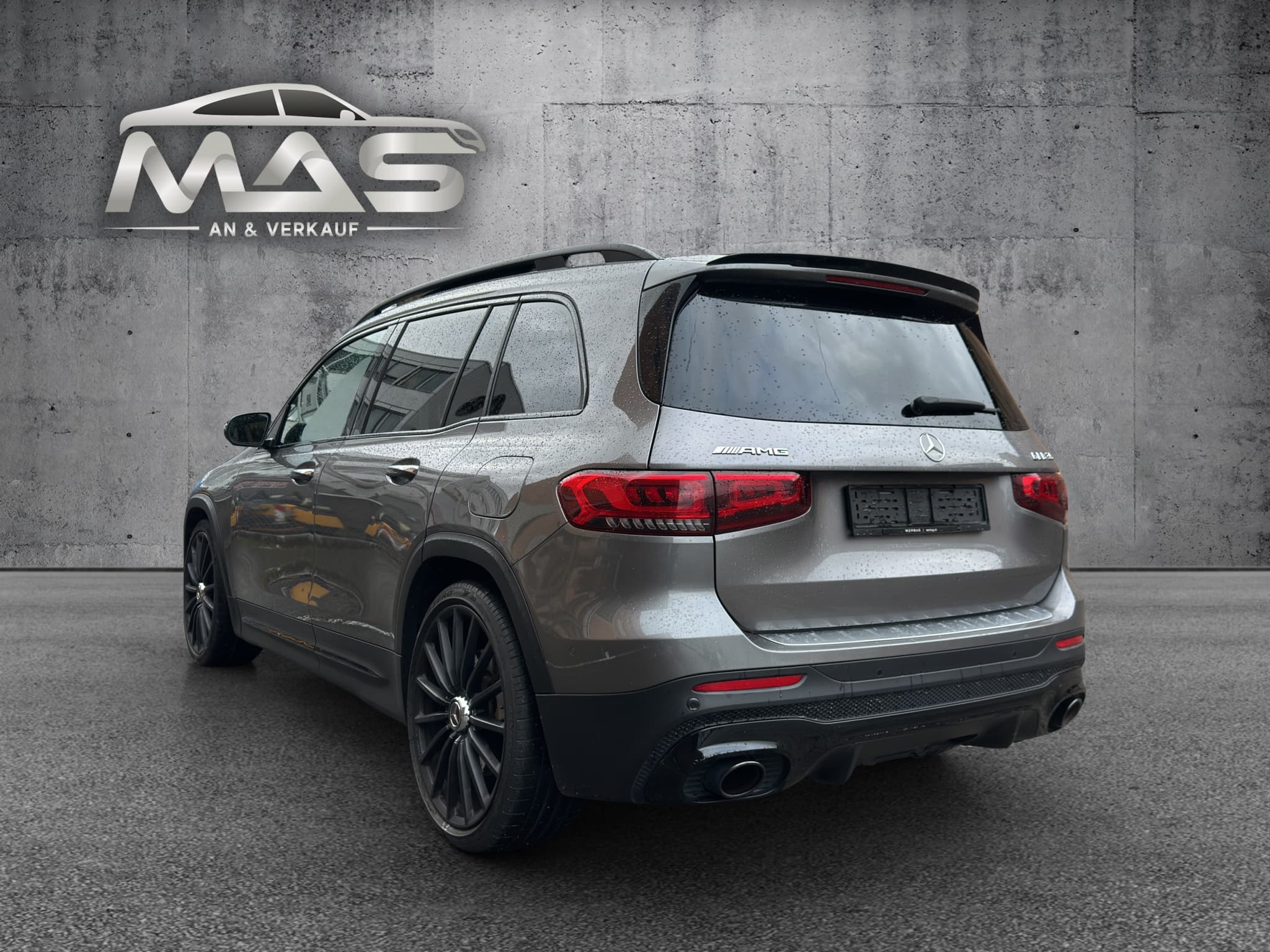 MERCEDES-BENZ GLB 35 AMG 4