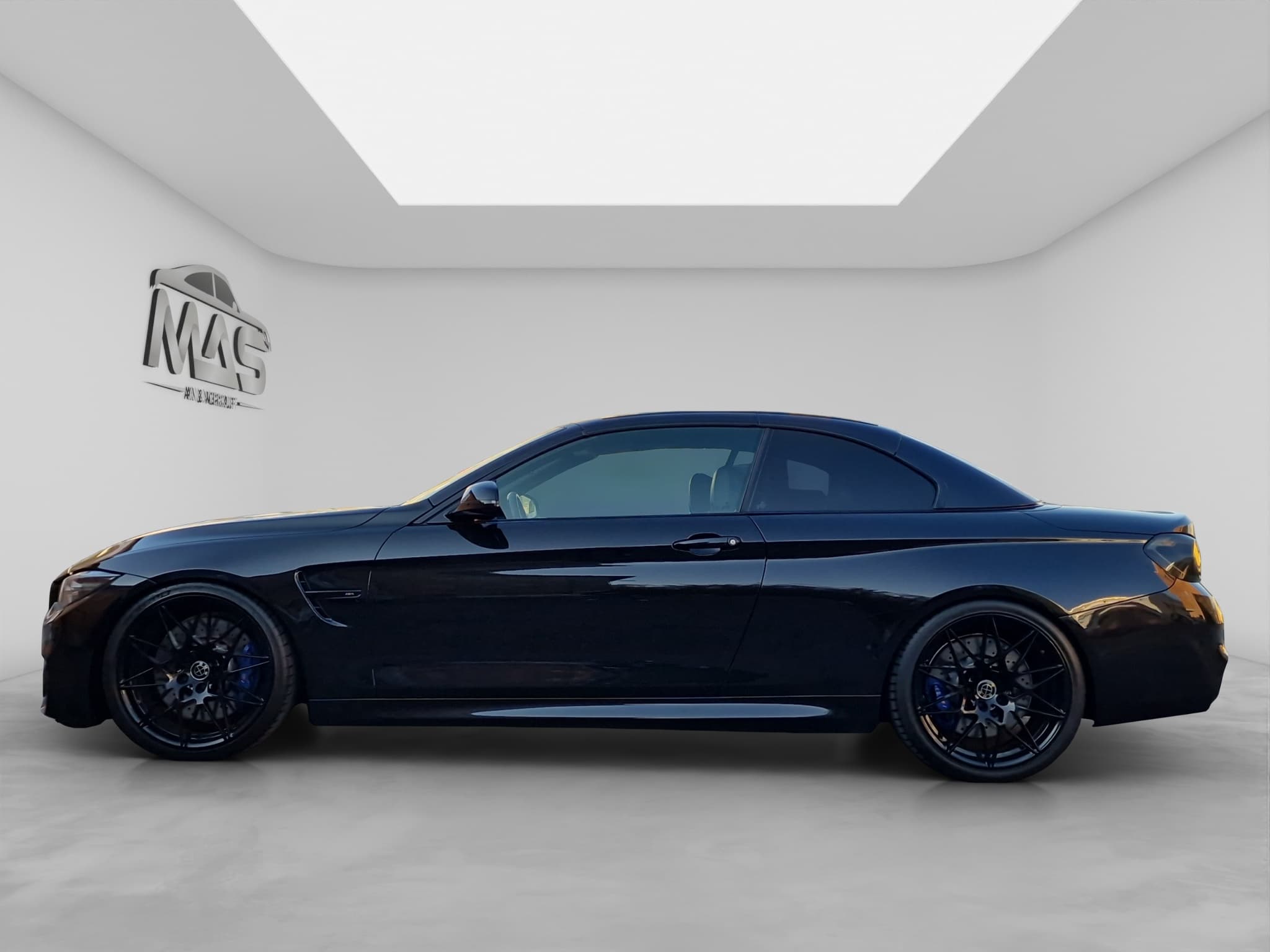 BMW M4 5