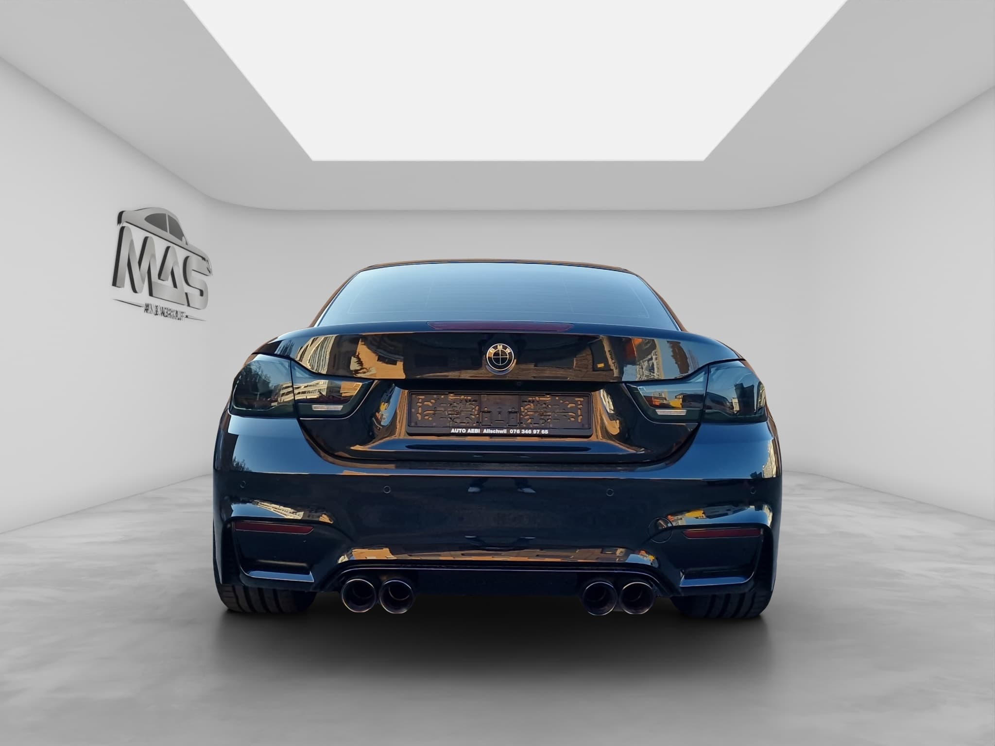 BMW M4 7