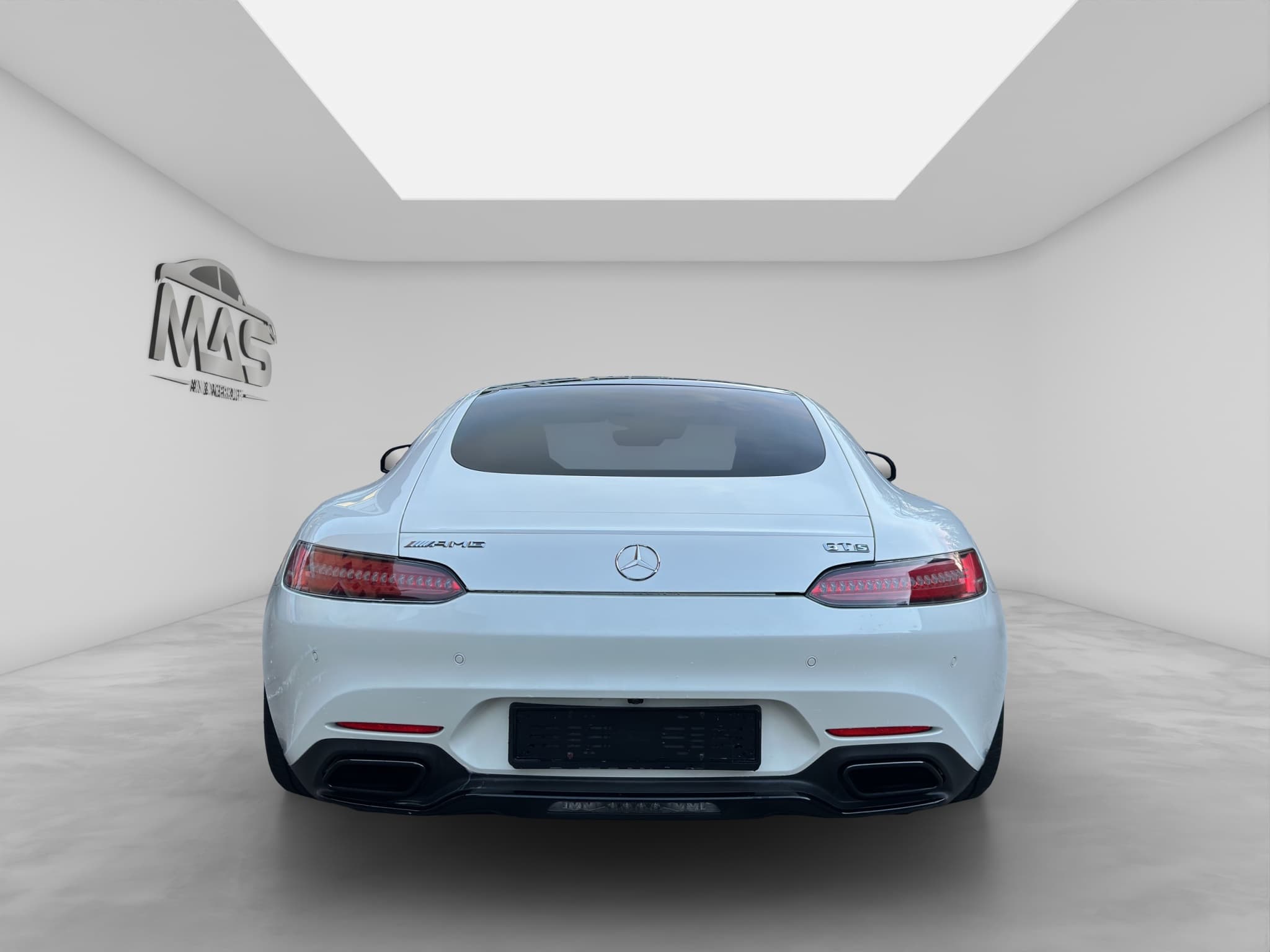 MERCEDES-BENZ AMG GT 5