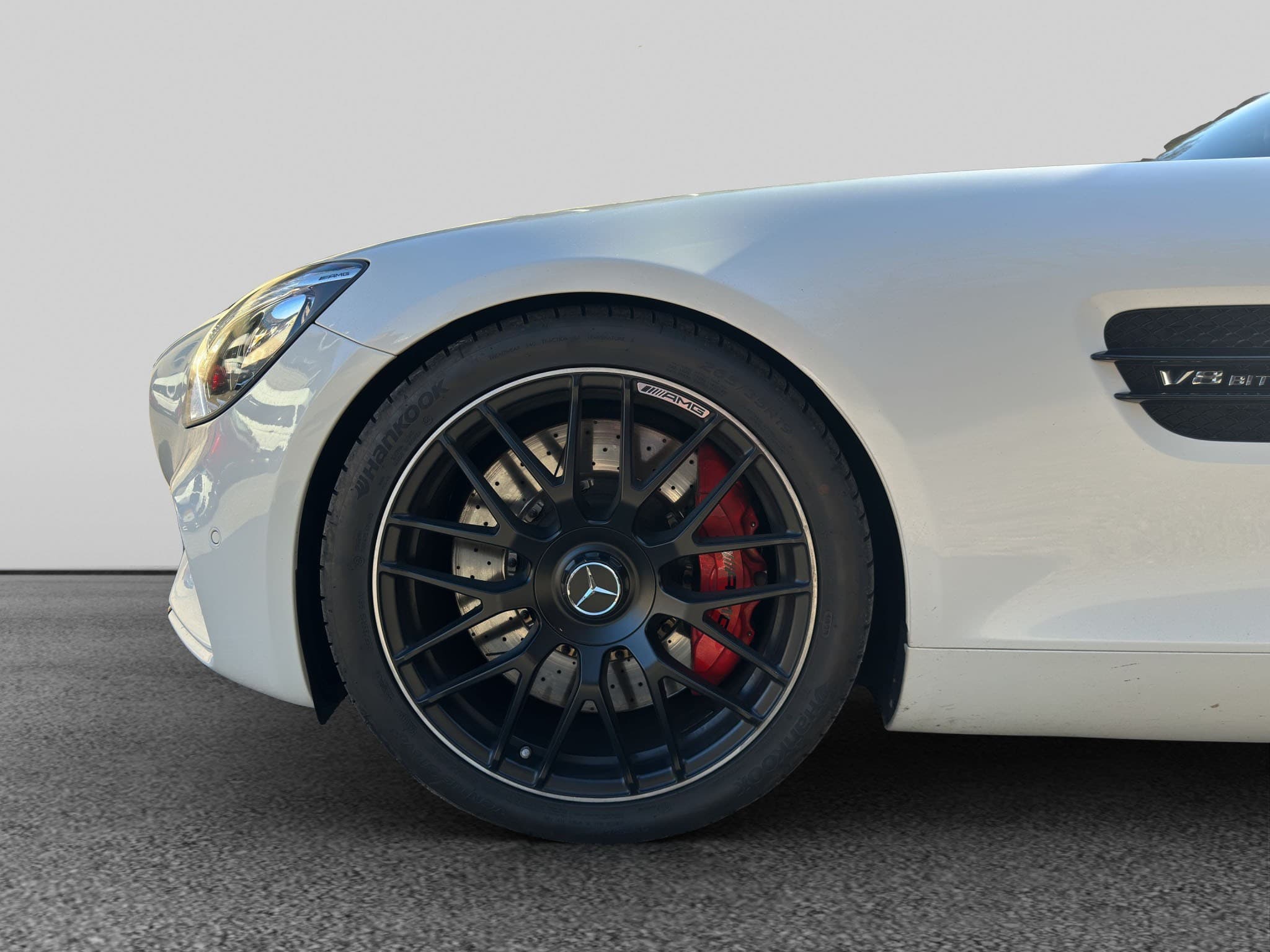 MERCEDES-BENZ AMG GT 16