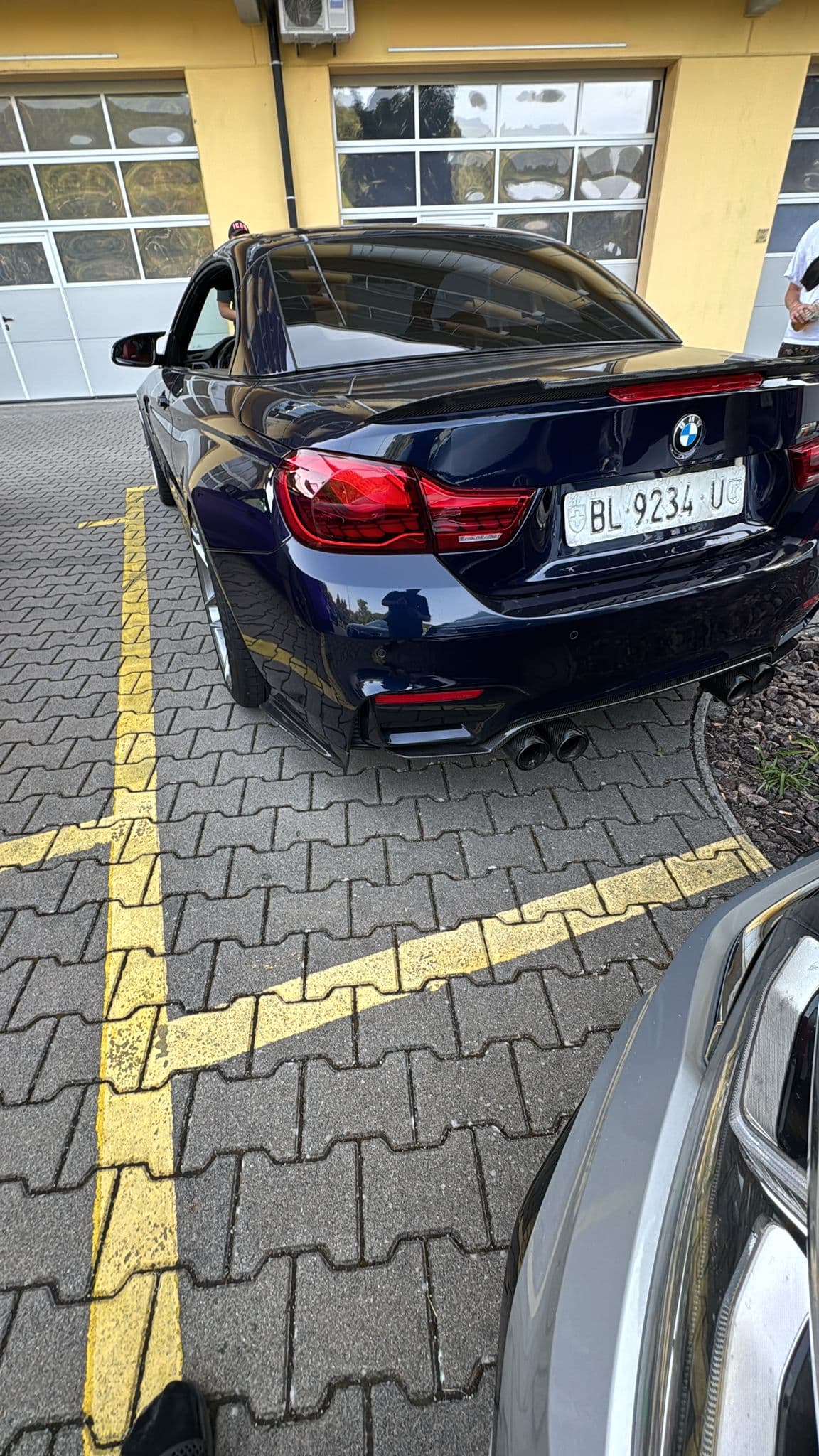 BMW M4 12