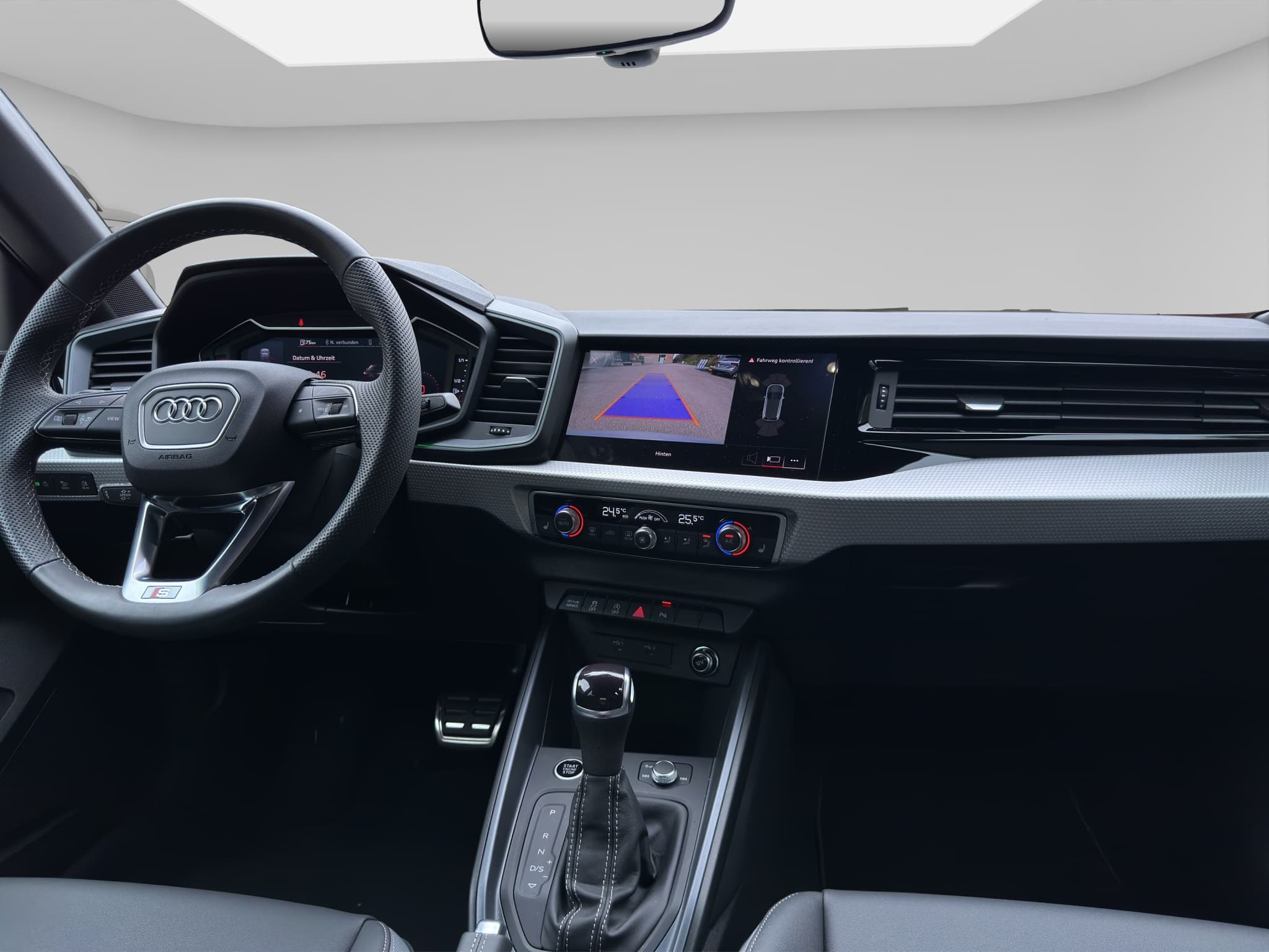 AUDI A1 12