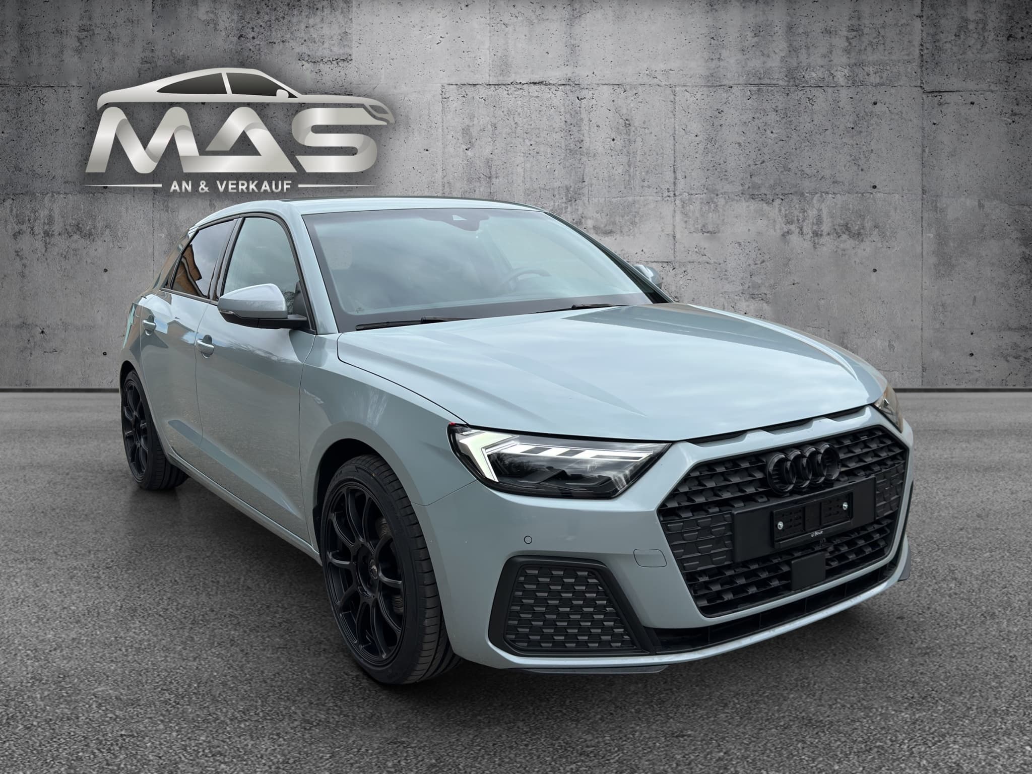 AUDI A1 8
