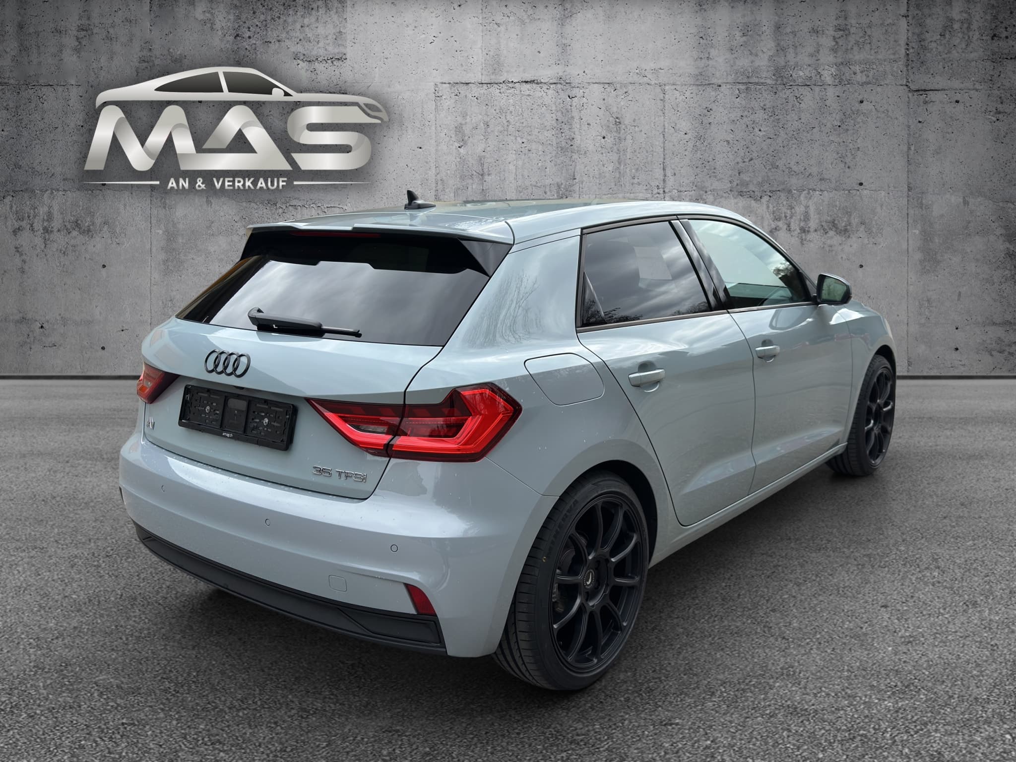AUDI A1 6