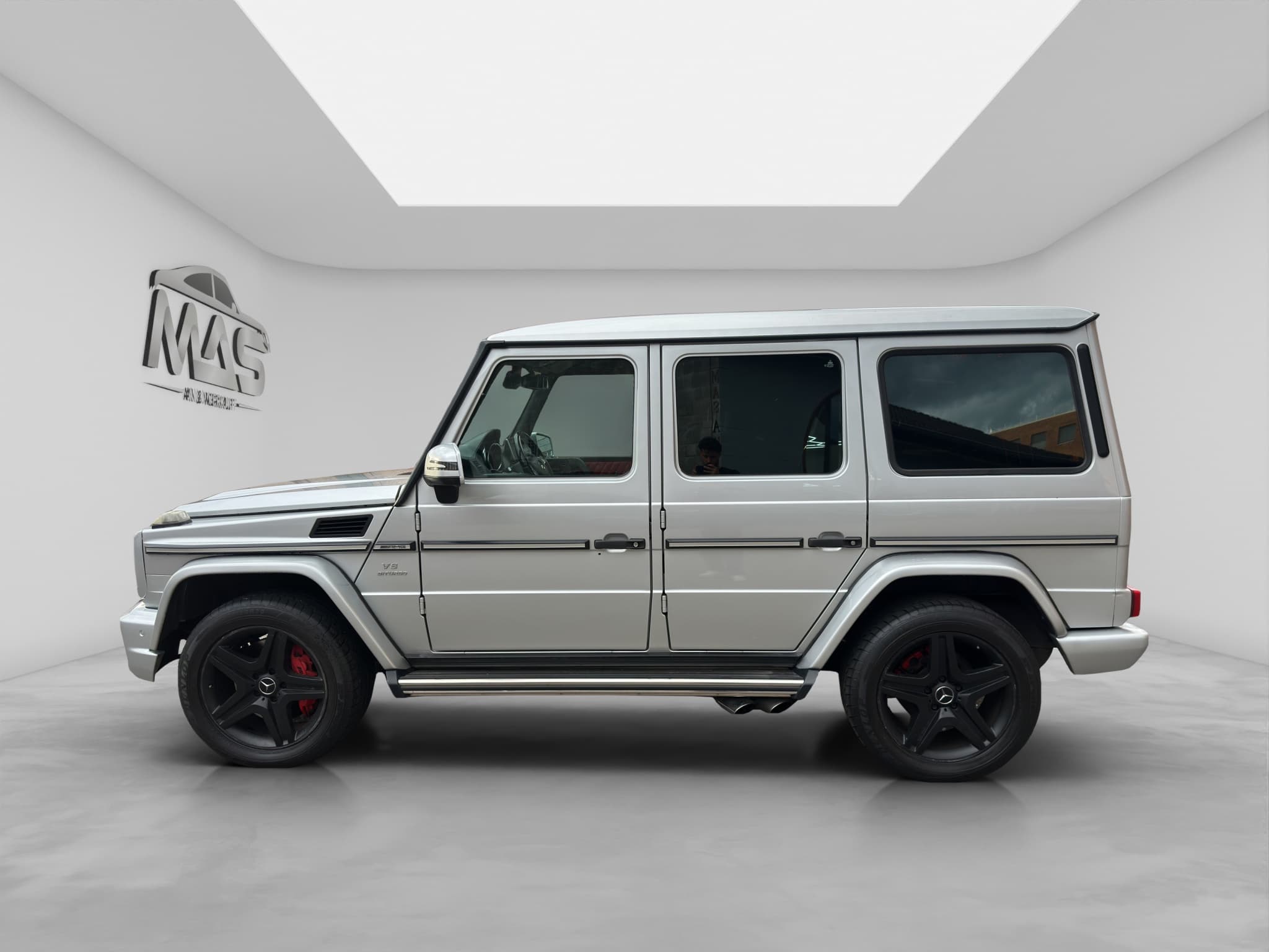 MERCEDES-BENZ G 63 AMG 3