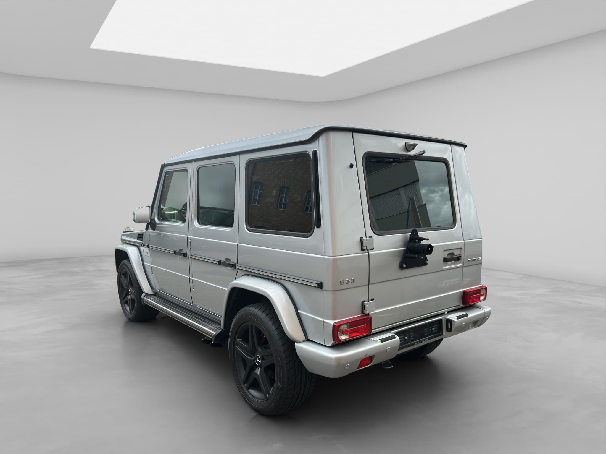 MERCEDES-BENZ G 63 AMG 4