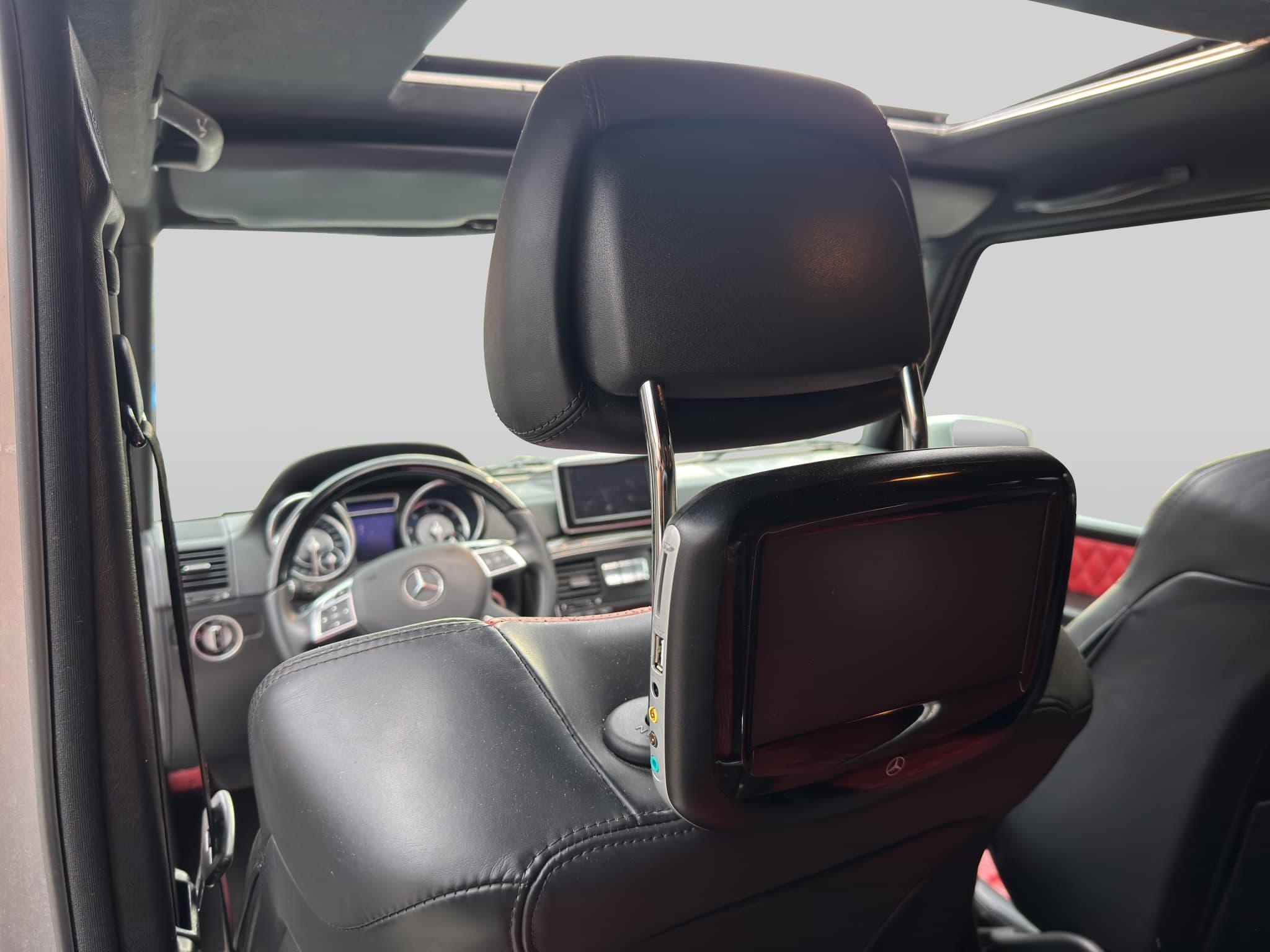 MERCEDES-BENZ G 63 AMG 12