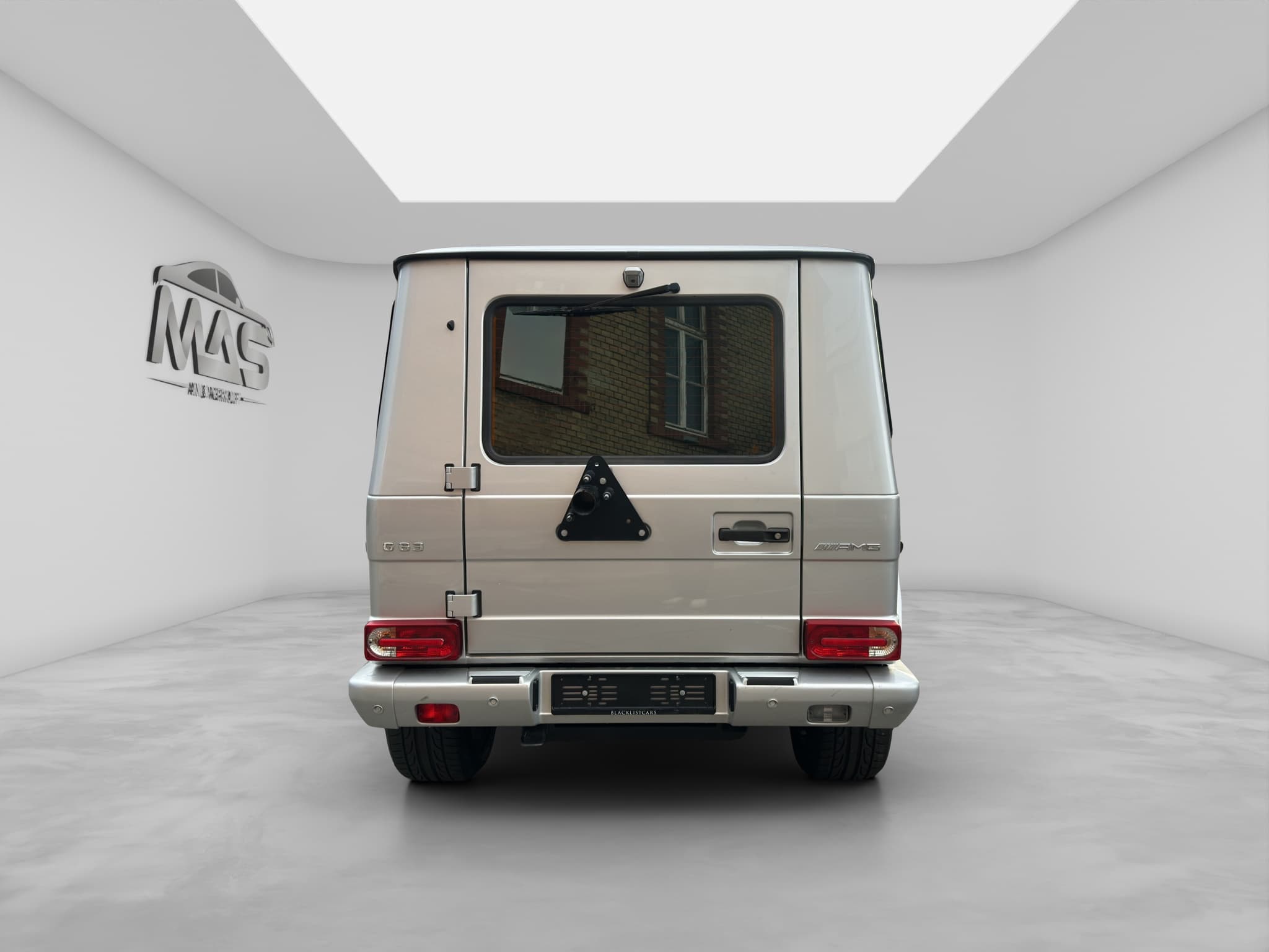MERCEDES-BENZ G 63 AMG 5