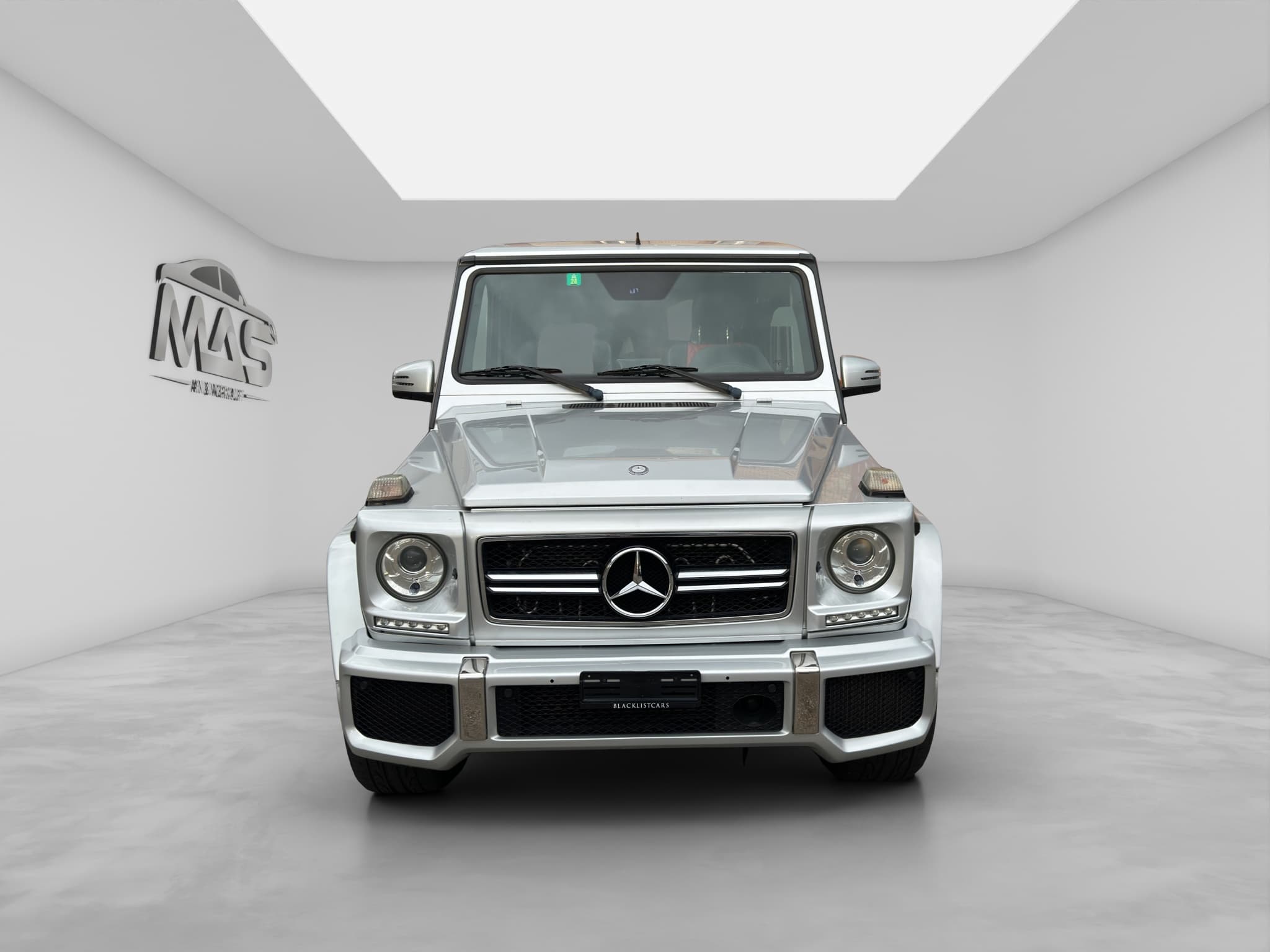 MERCEDES-BENZ G 63 AMG 2