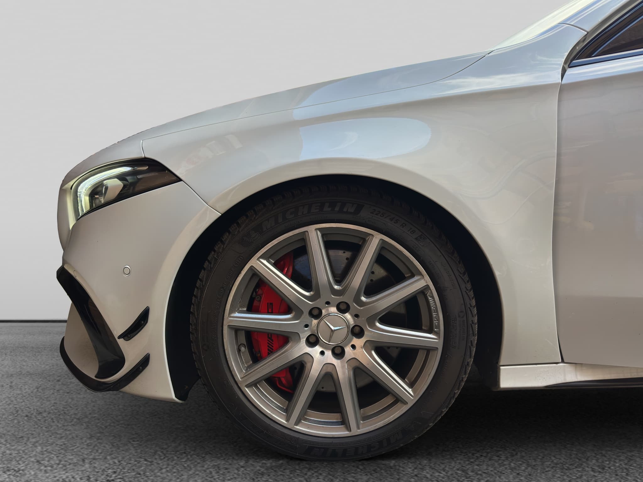 MERCEDES-BENZ A 45 AMG 15