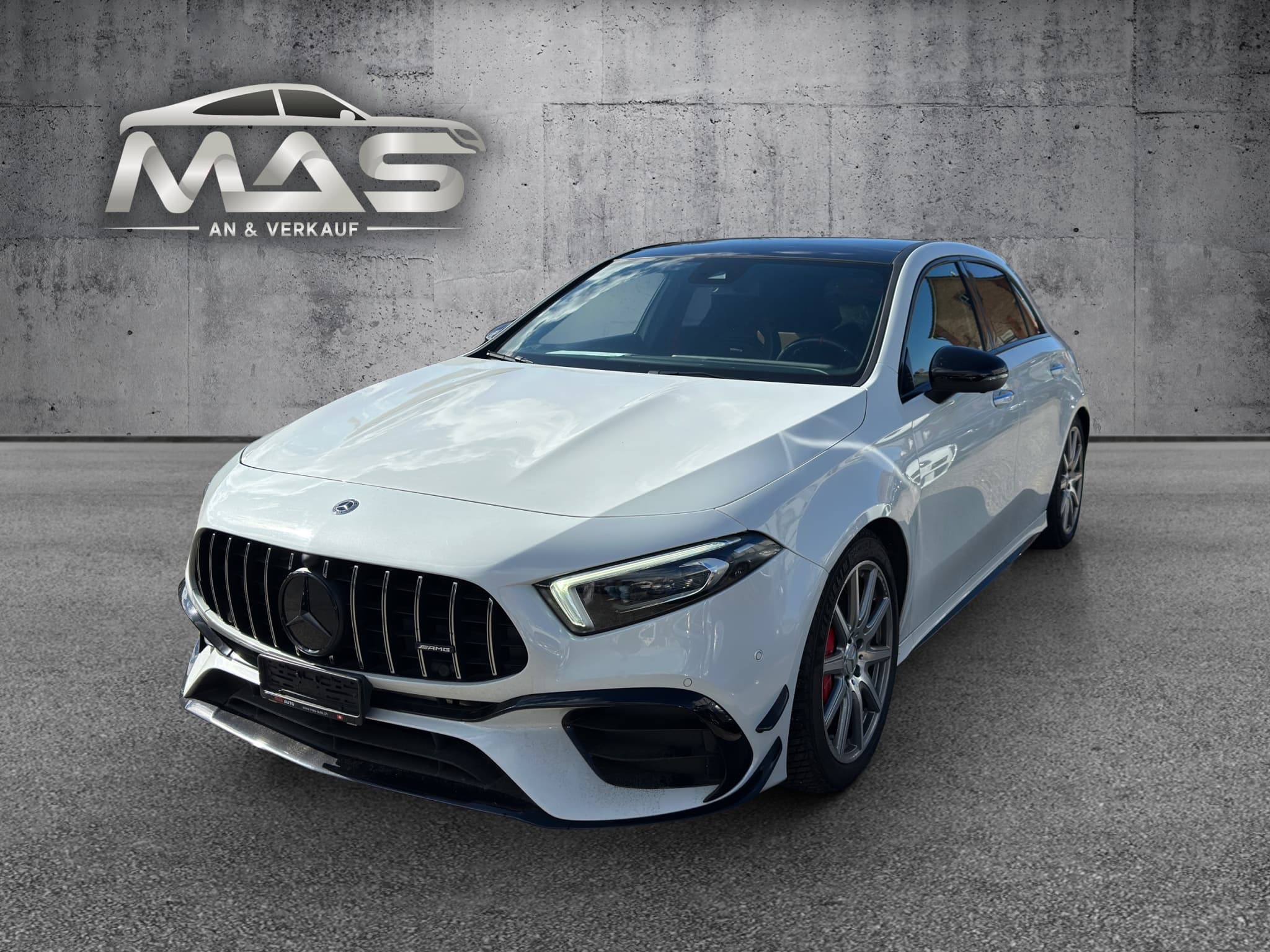 MERCEDES-BENZ A 45 AMG