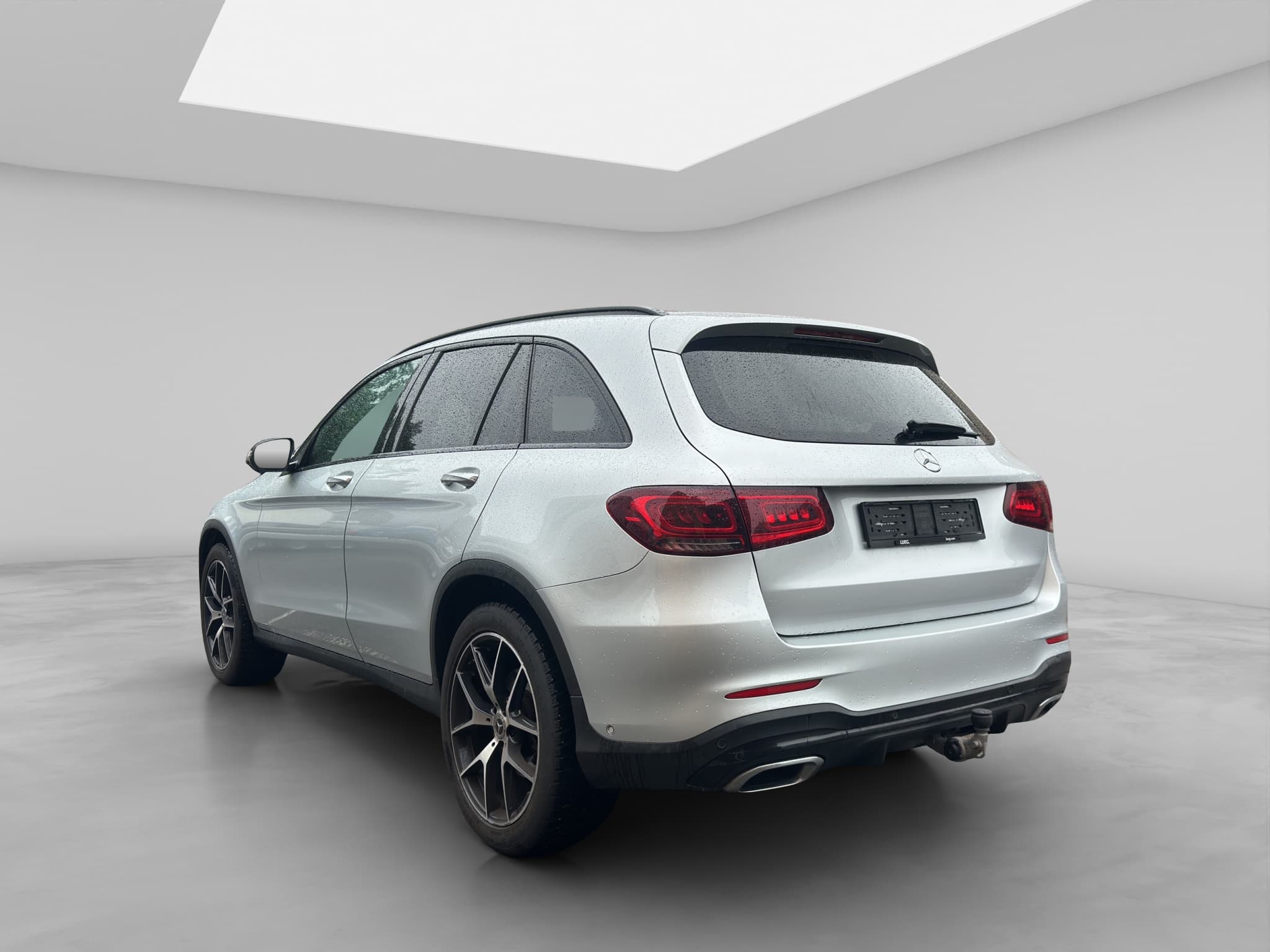 MERCEDES-BENZ GLC 220 4
