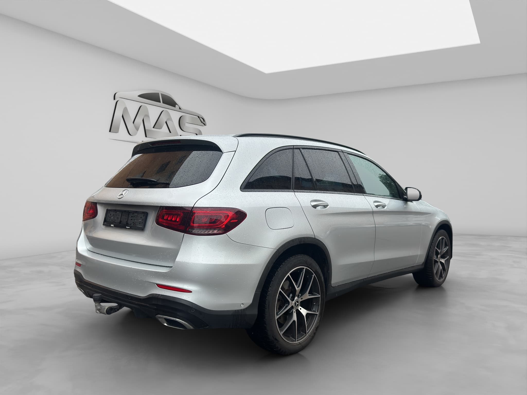 MERCEDES-BENZ GLC 220 6