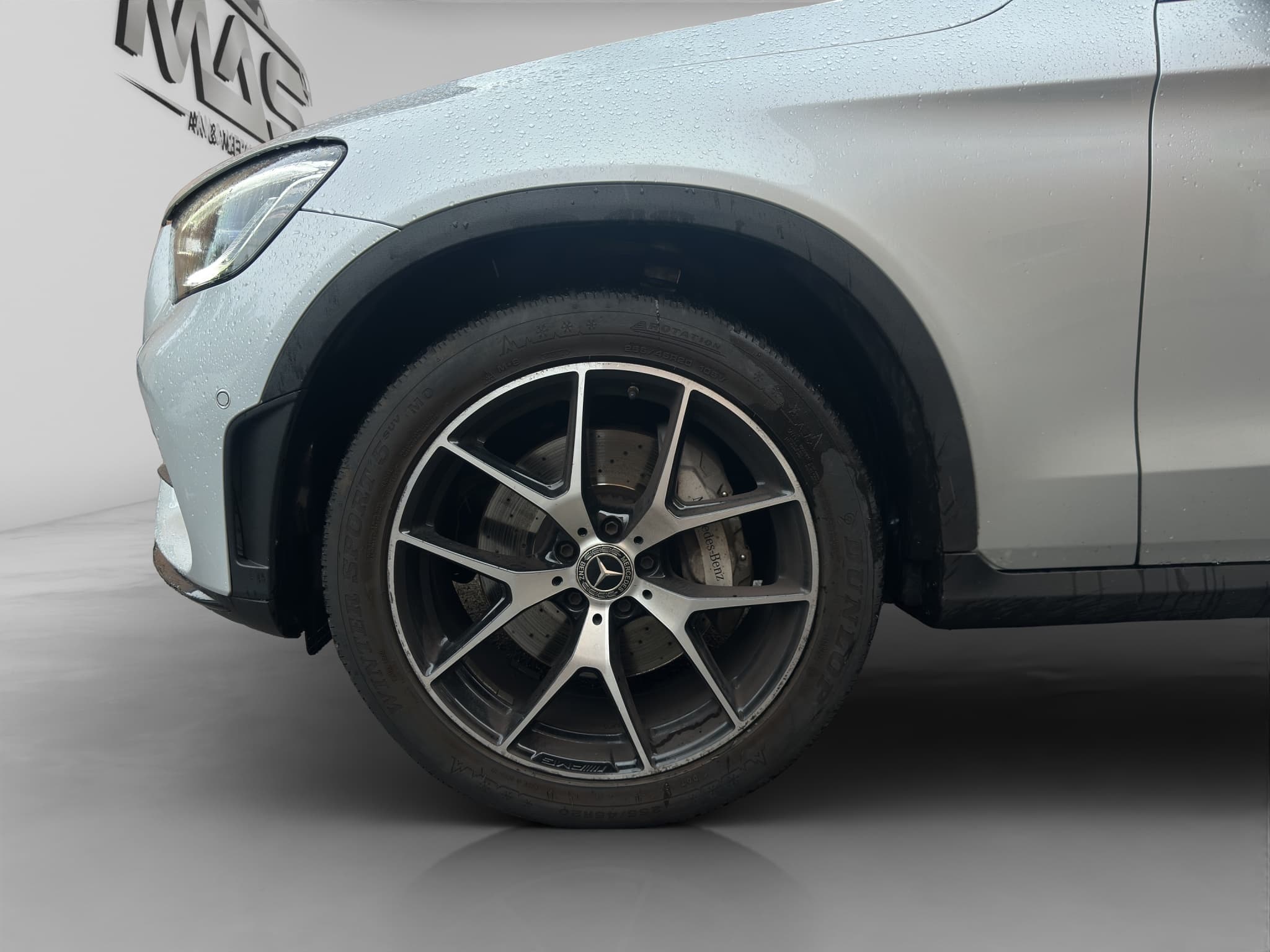 MERCEDES-BENZ GLC 220 20