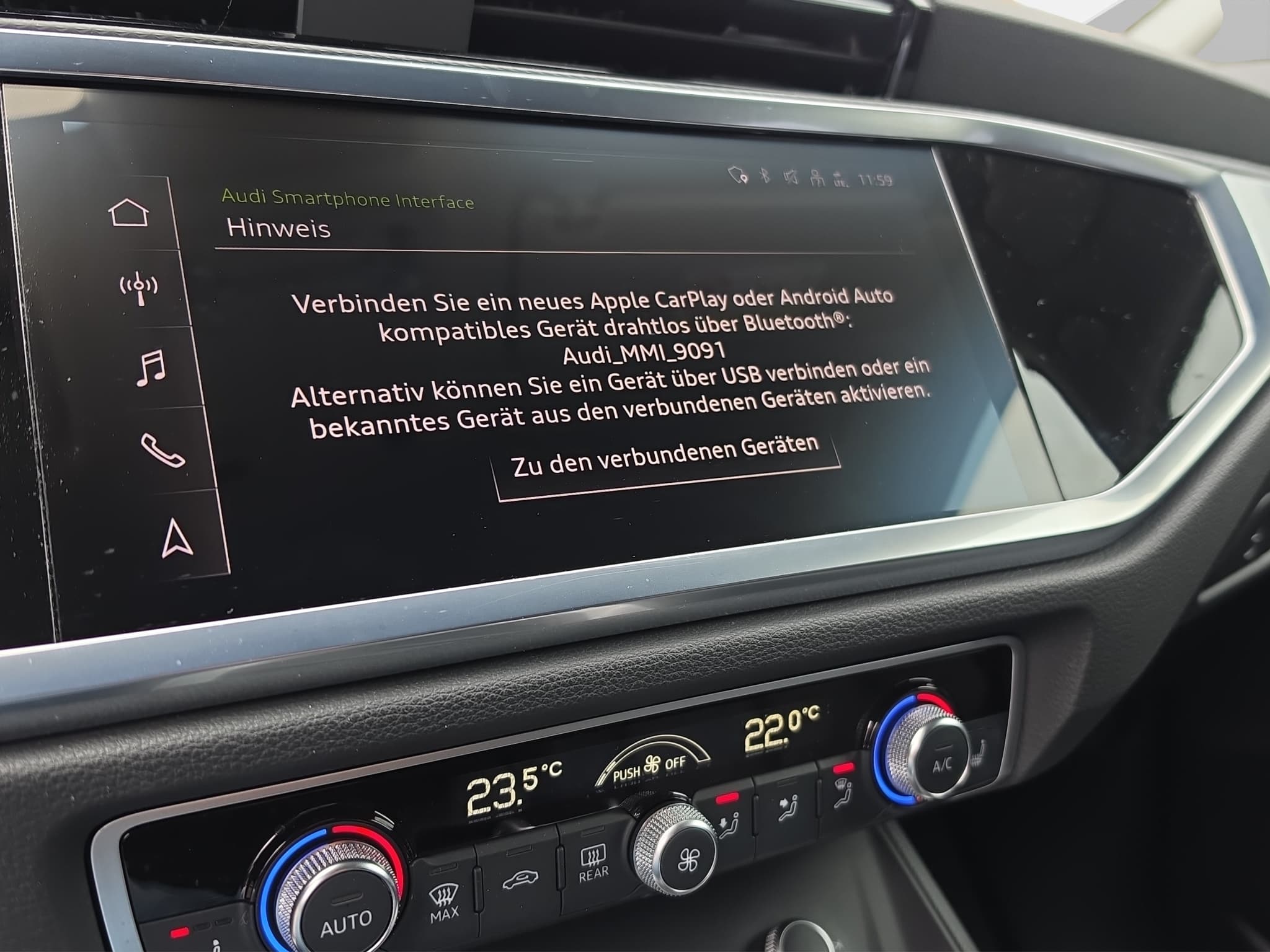 AUDI Q3 11