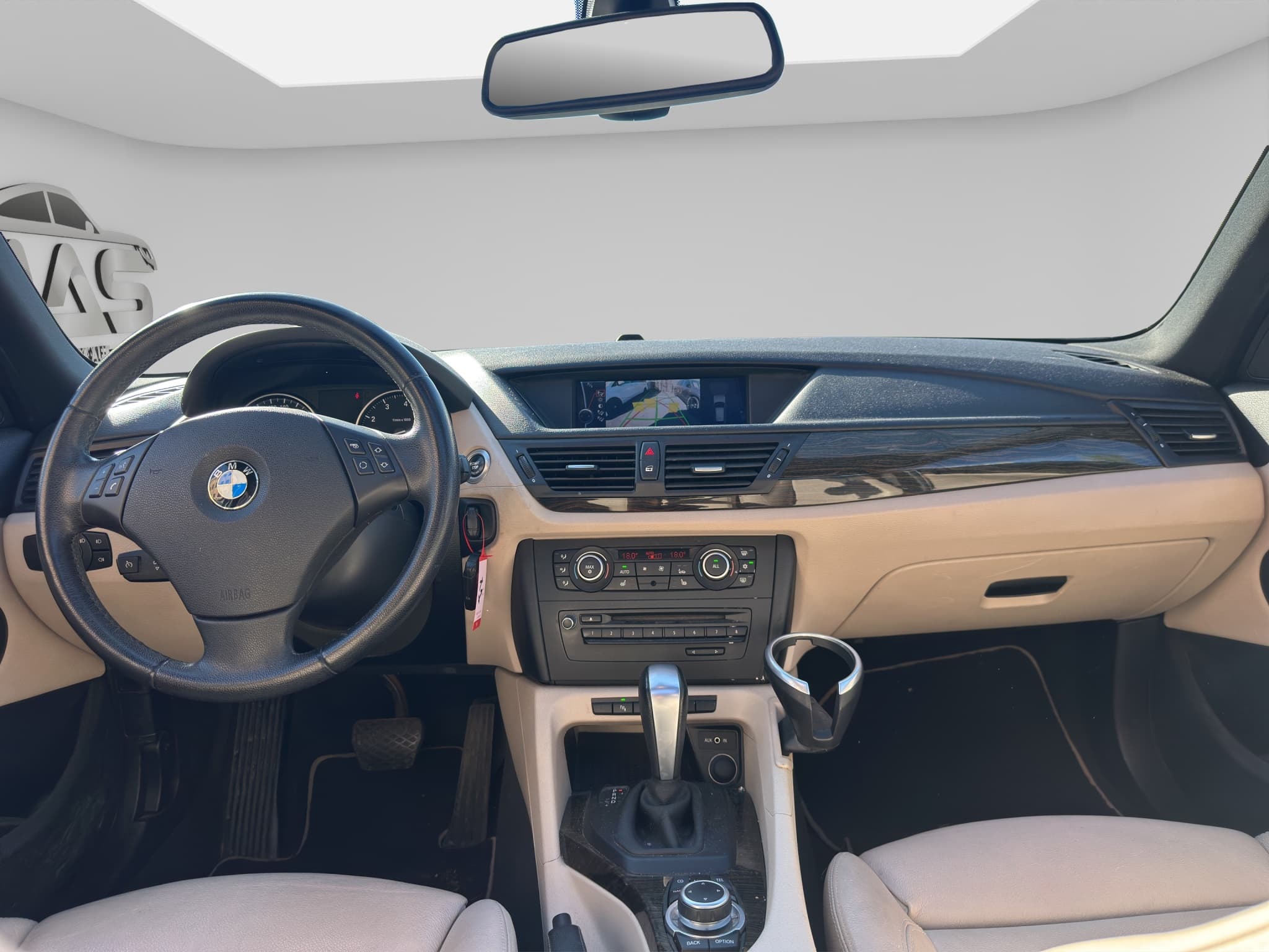 BMW X1 12