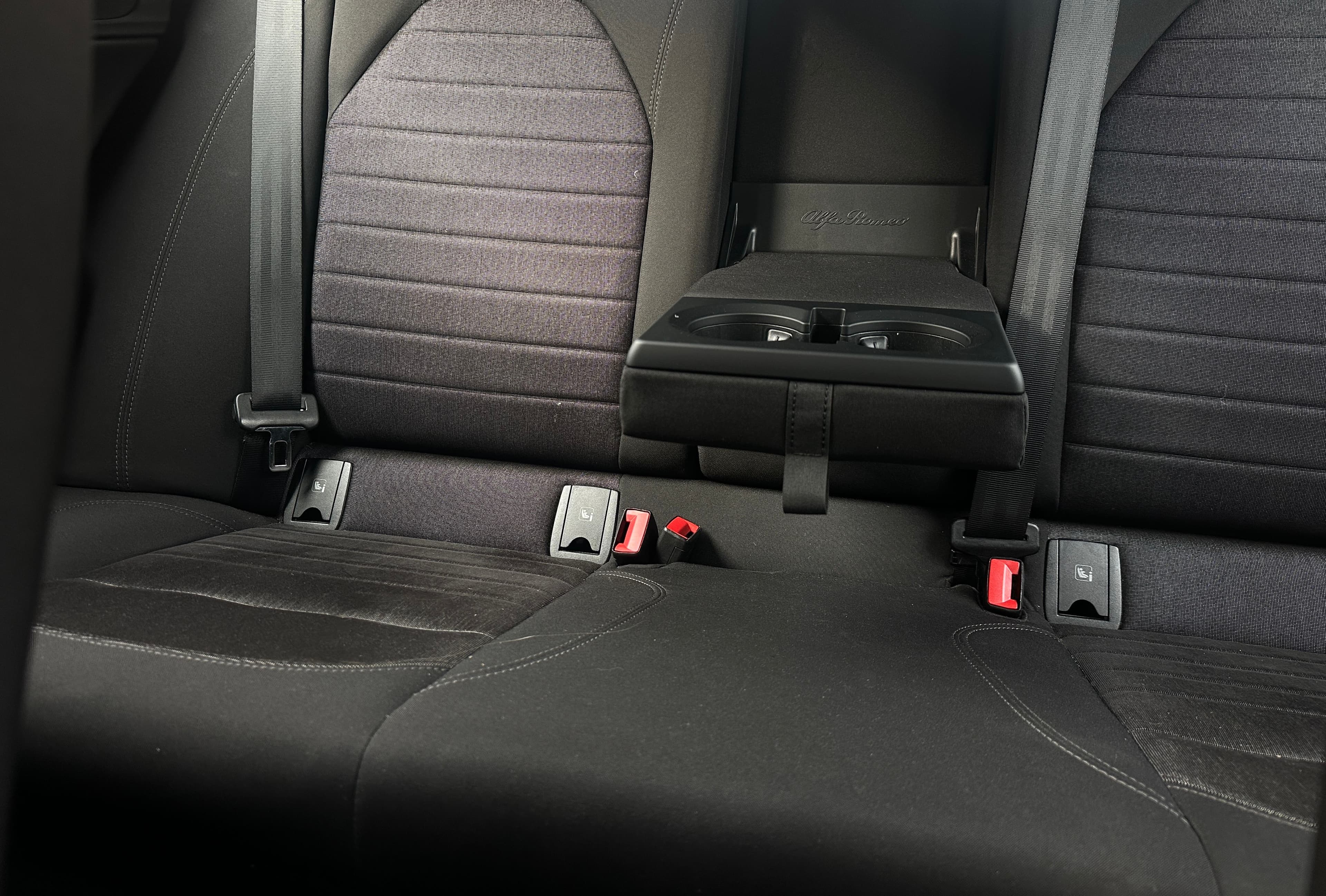 ALFA ROMEO STELVIO 13