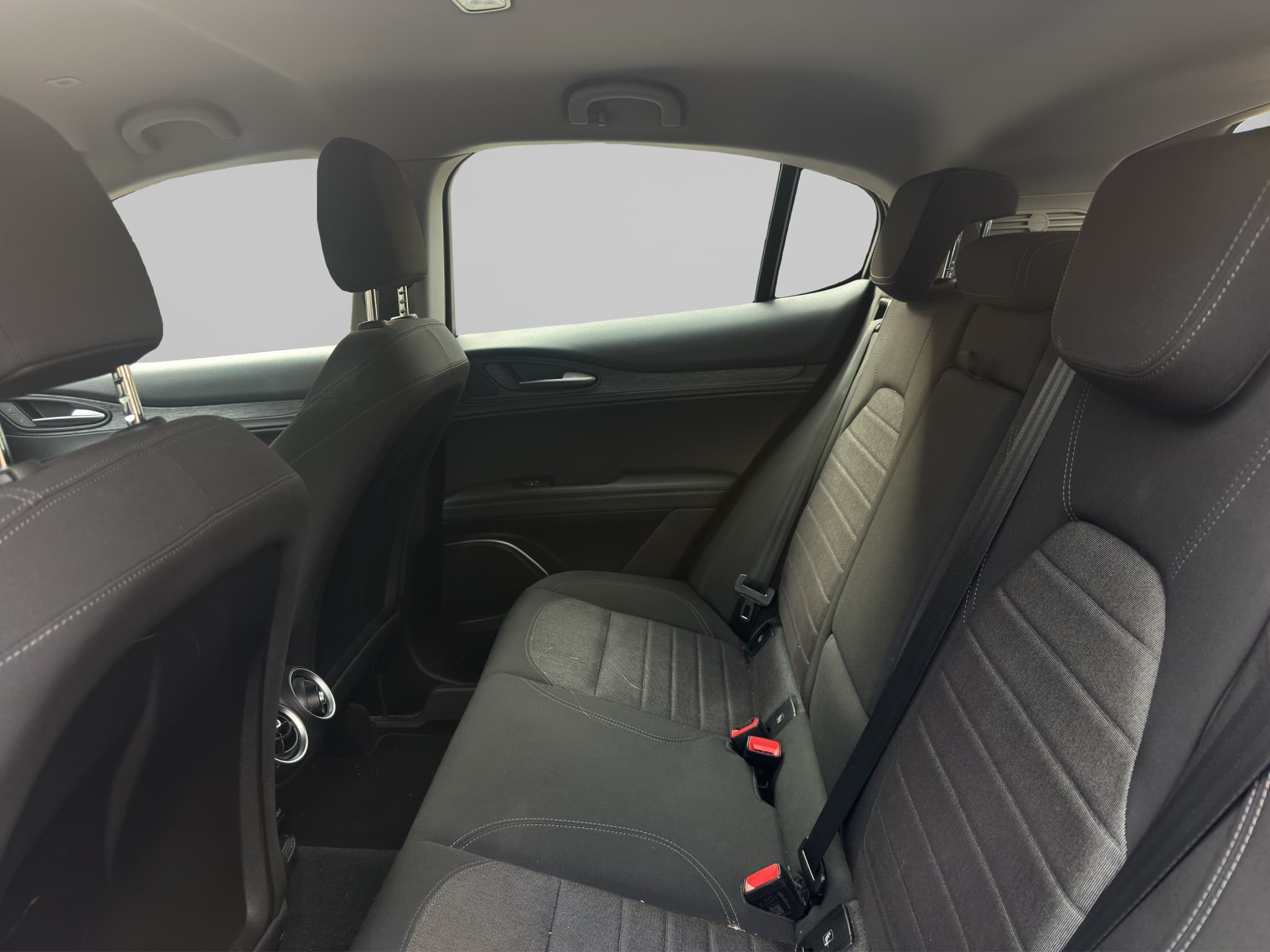 ALFA ROMEO STELVIO 12