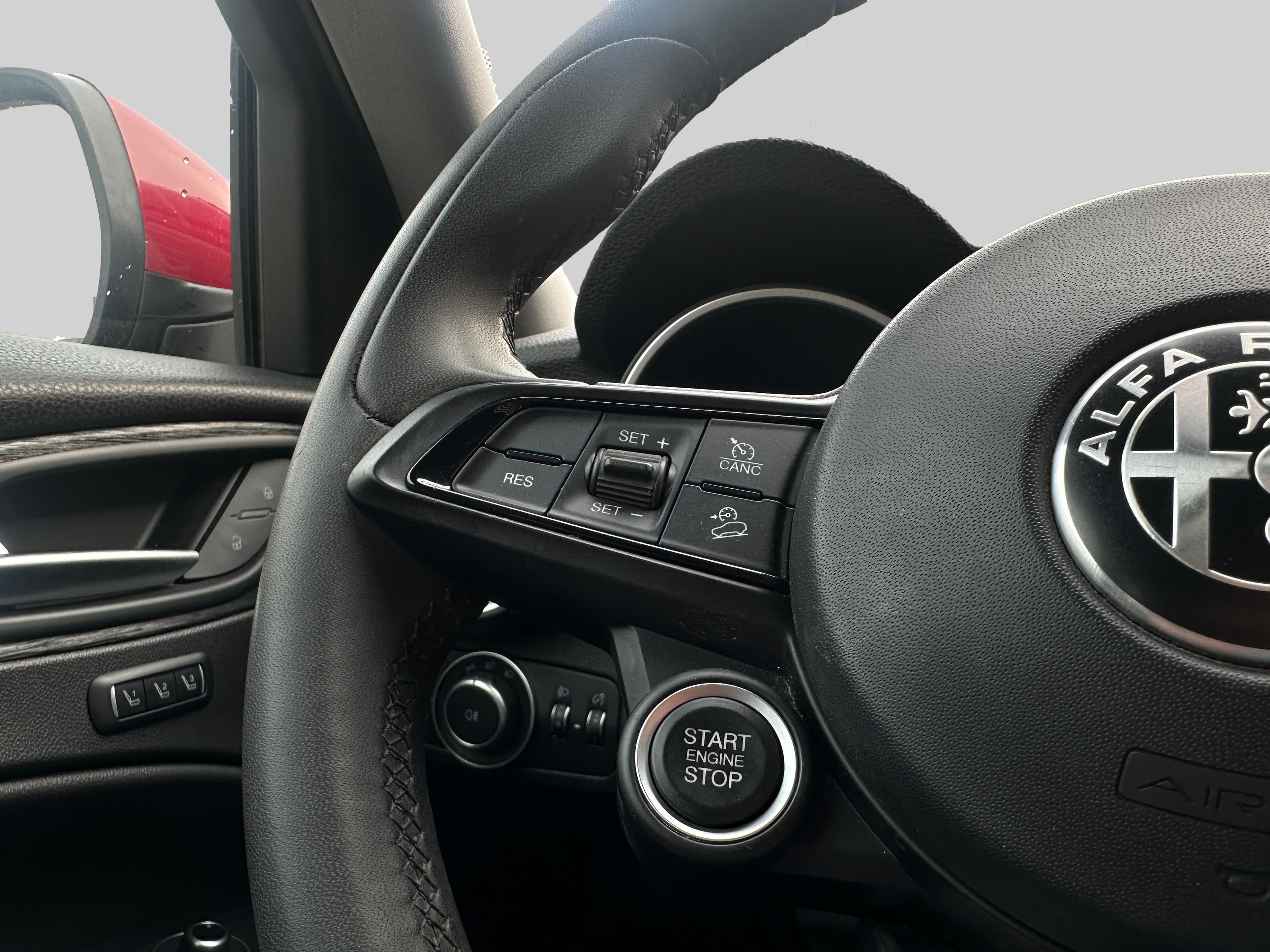 ALFA ROMEO STELVIO 15