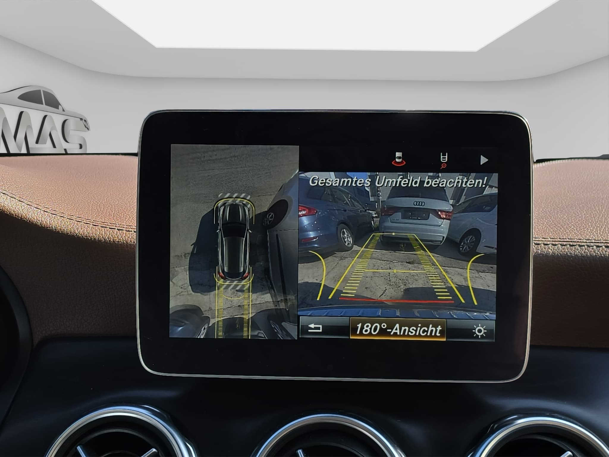 MERCEDES-BENZ GLA 250 16