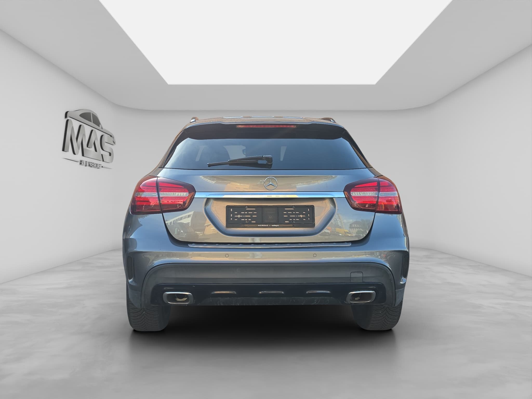 MERCEDES-BENZ GLA 250 5