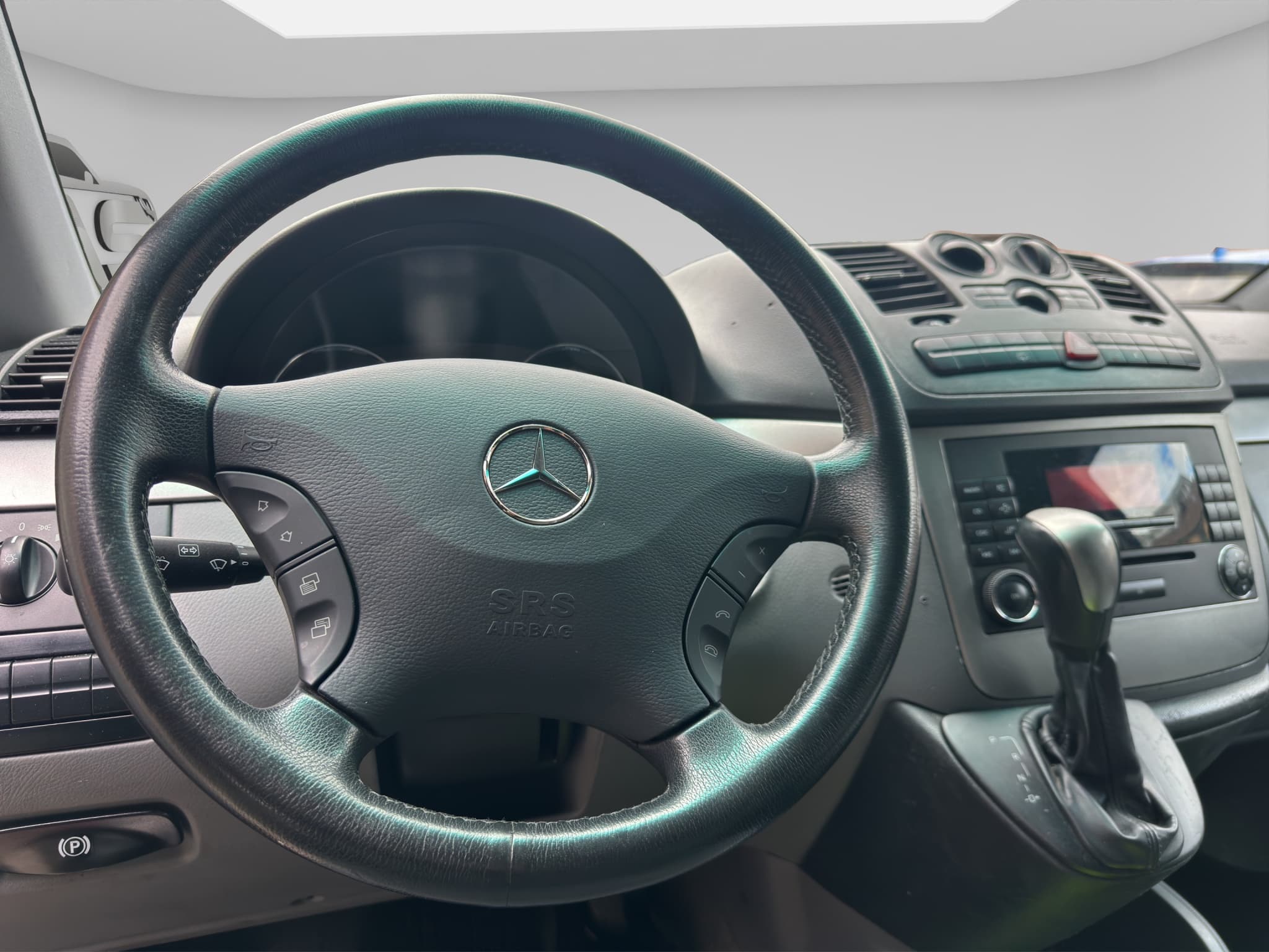MERCEDES-BENZ VIANO 10