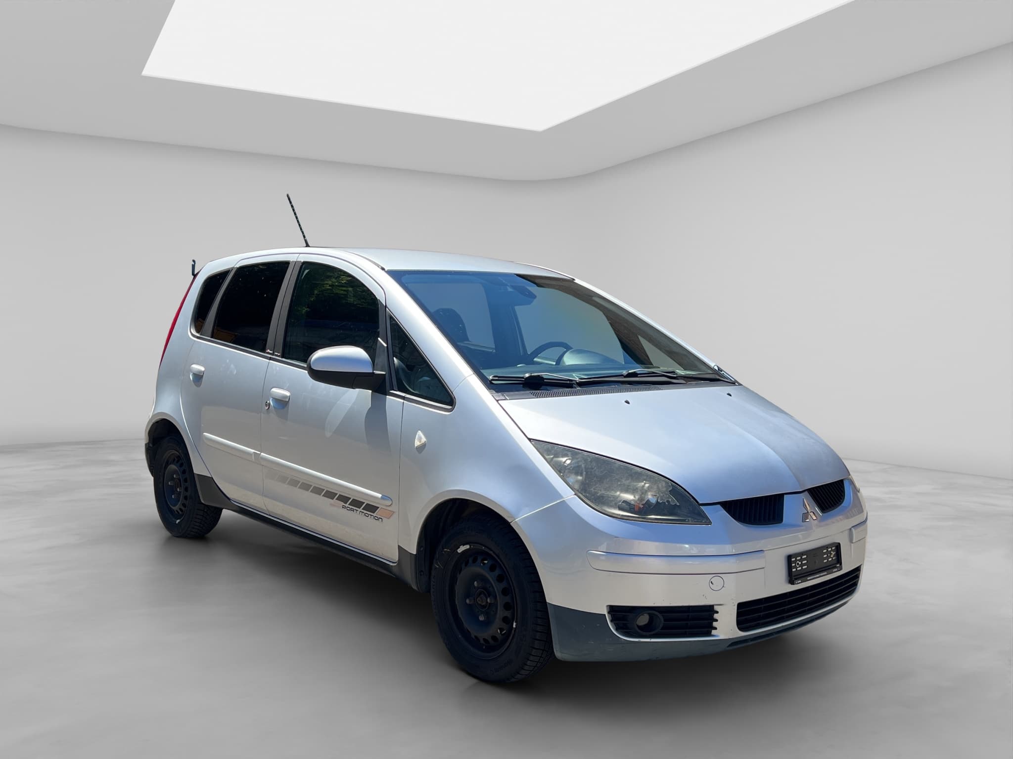 MITSUBISHI COLT 8