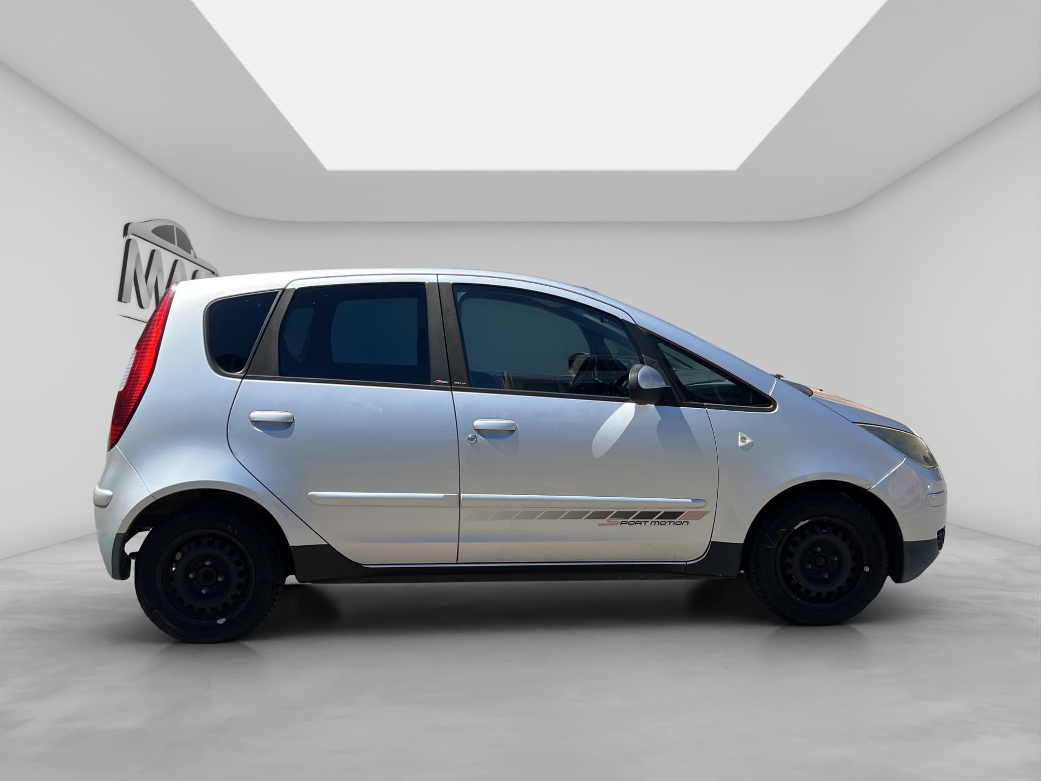 MITSUBISHI COLT 7