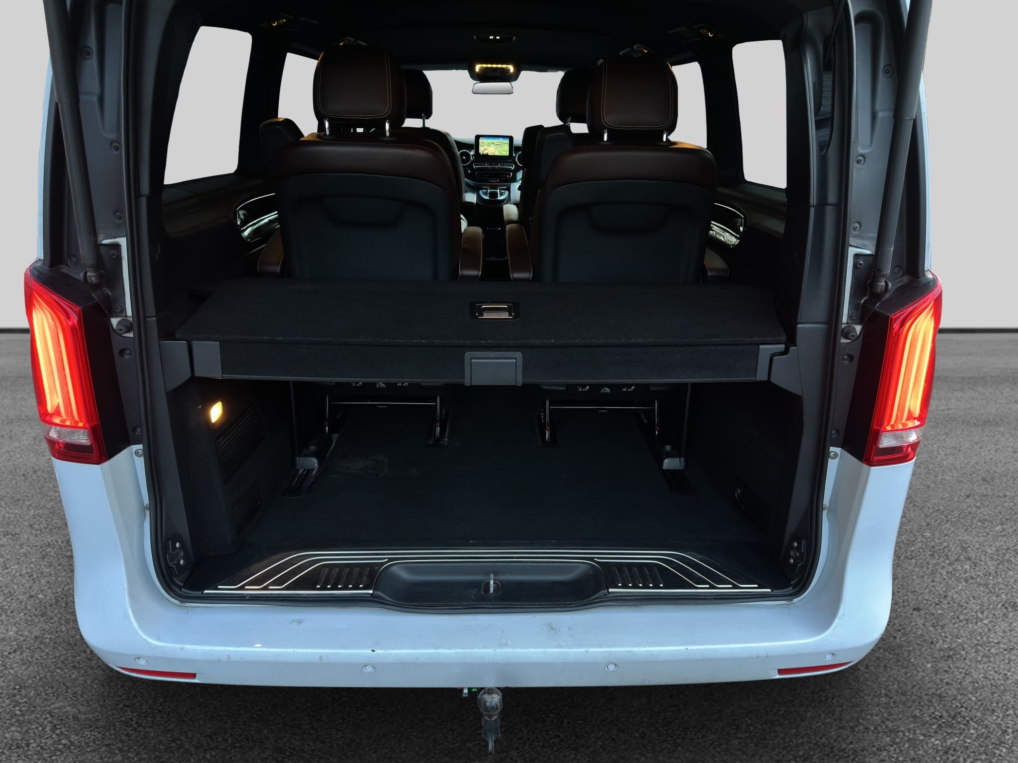 MERCEDES-BENZ V 250 17