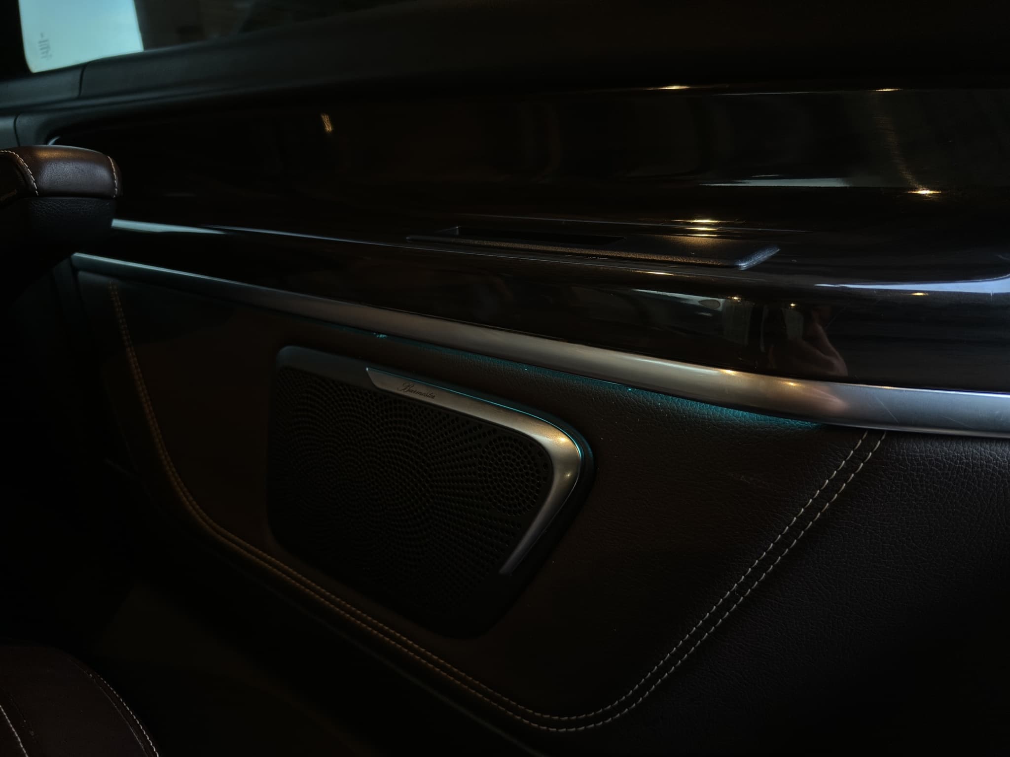 MERCEDES-BENZ V 250 16