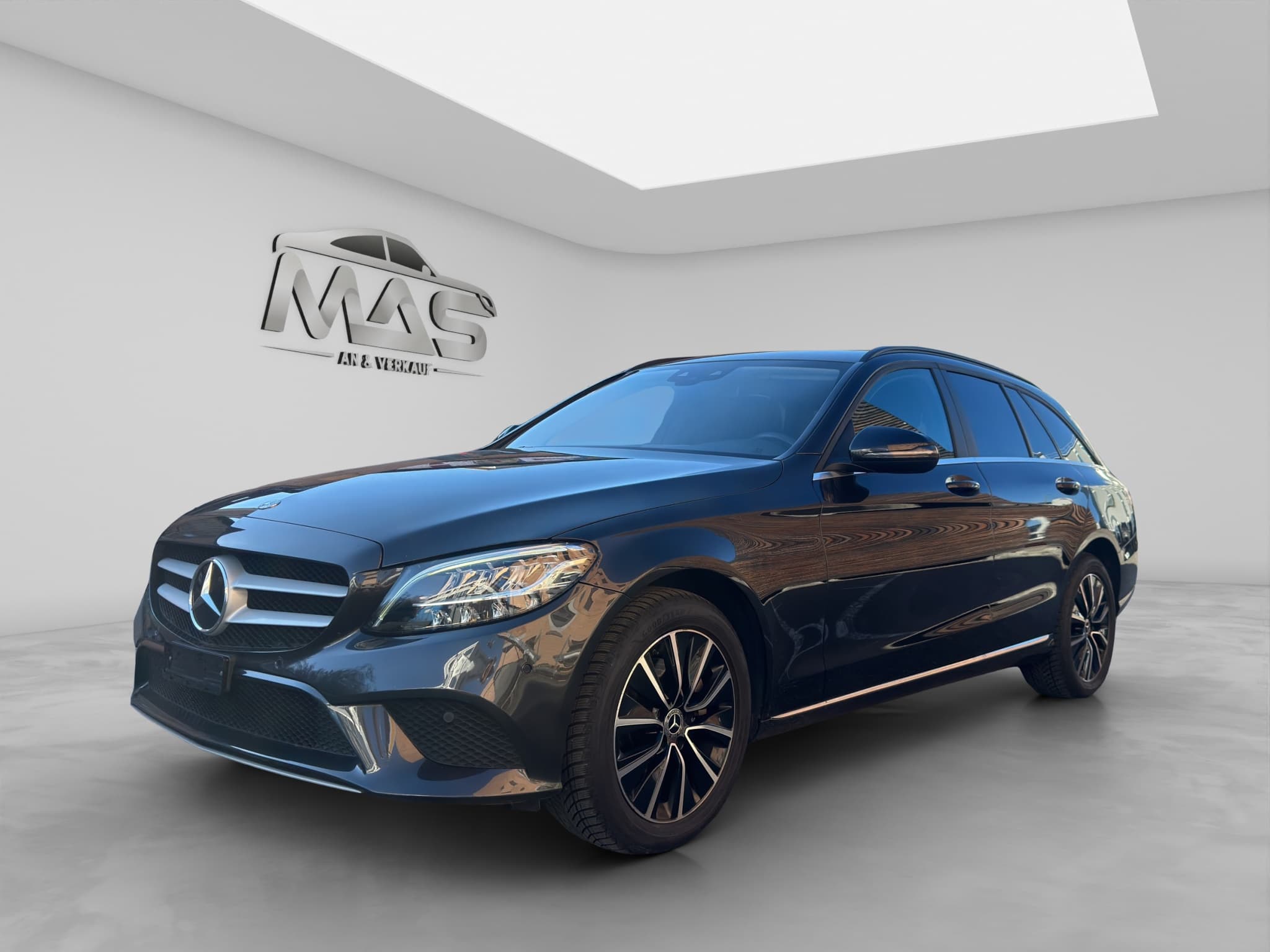 MERCEDES-BENZ C 200