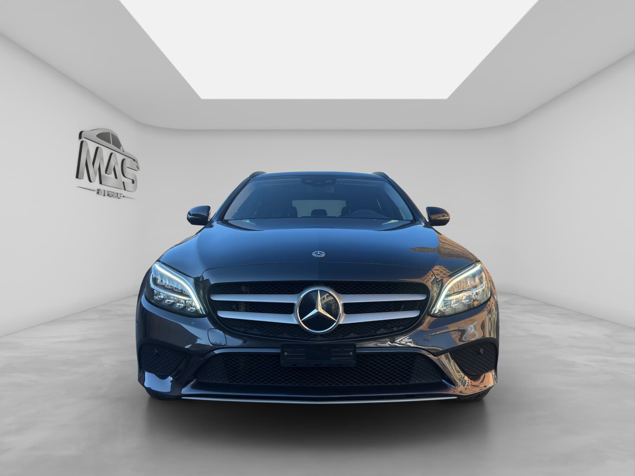 MERCEDES-BENZ C 200 2