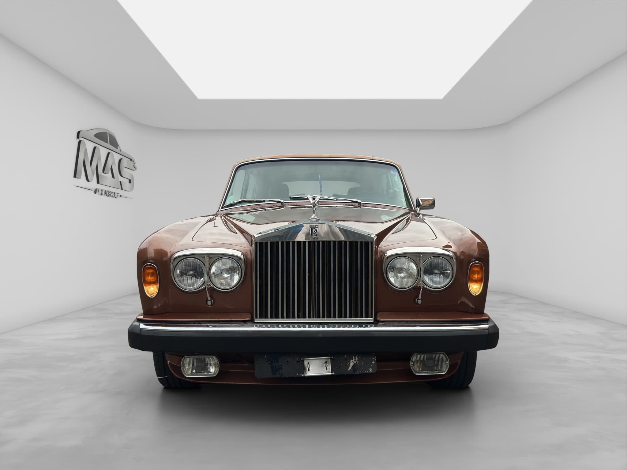 ROLLS-ROYCE Silver Wraith 2