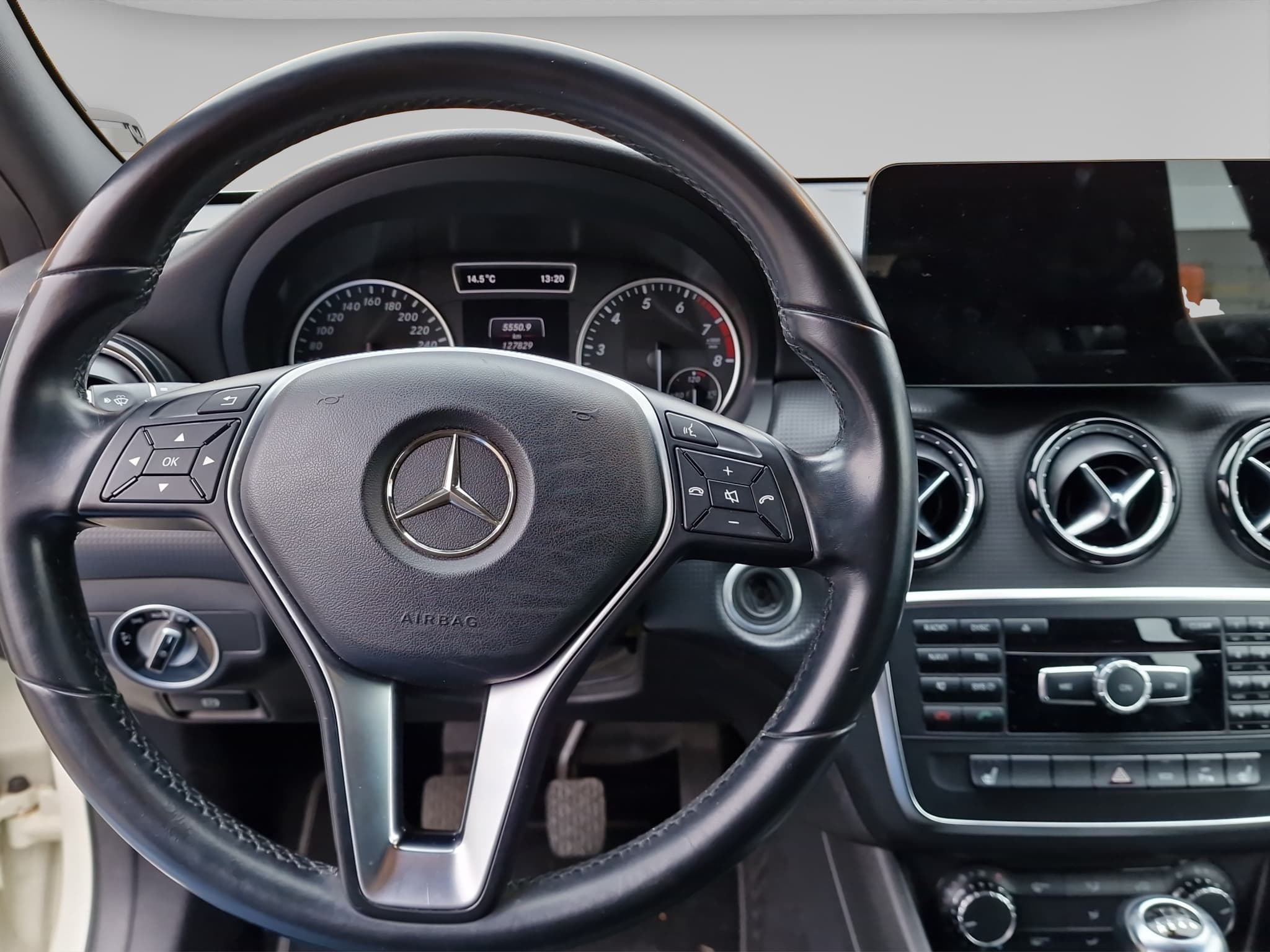 MERCEDES-BENZ A 180 10