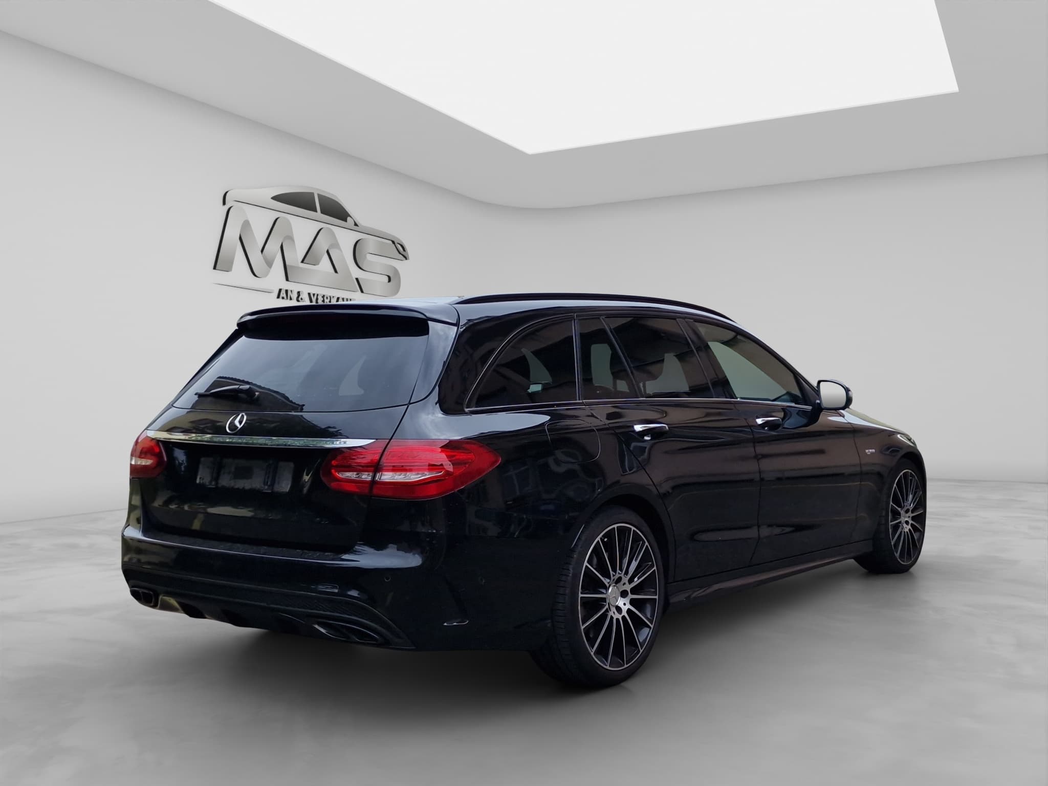 MERCEDES-BENZ C 43 AMG 6