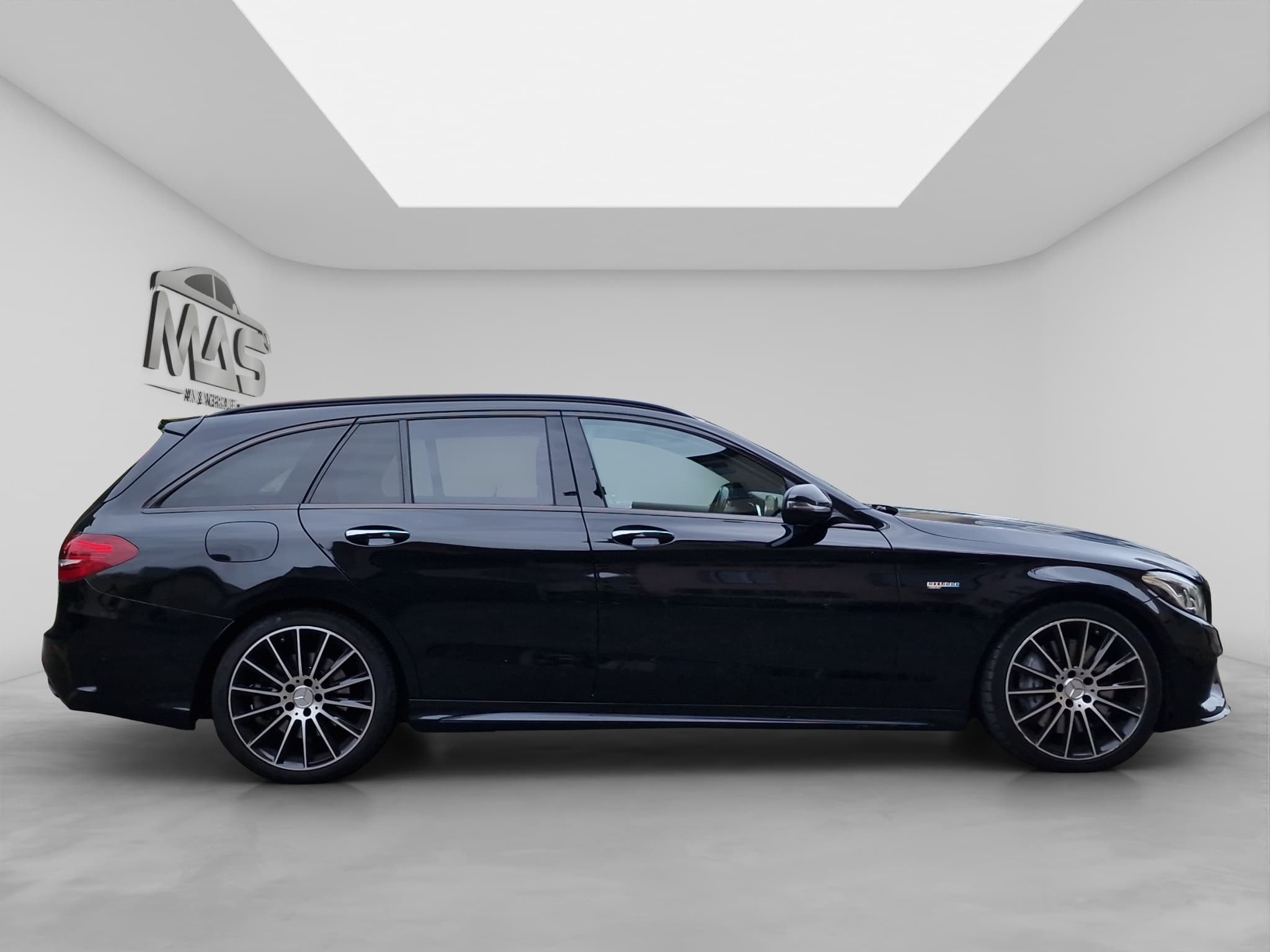 MERCEDES-BENZ C 43 AMG 7
