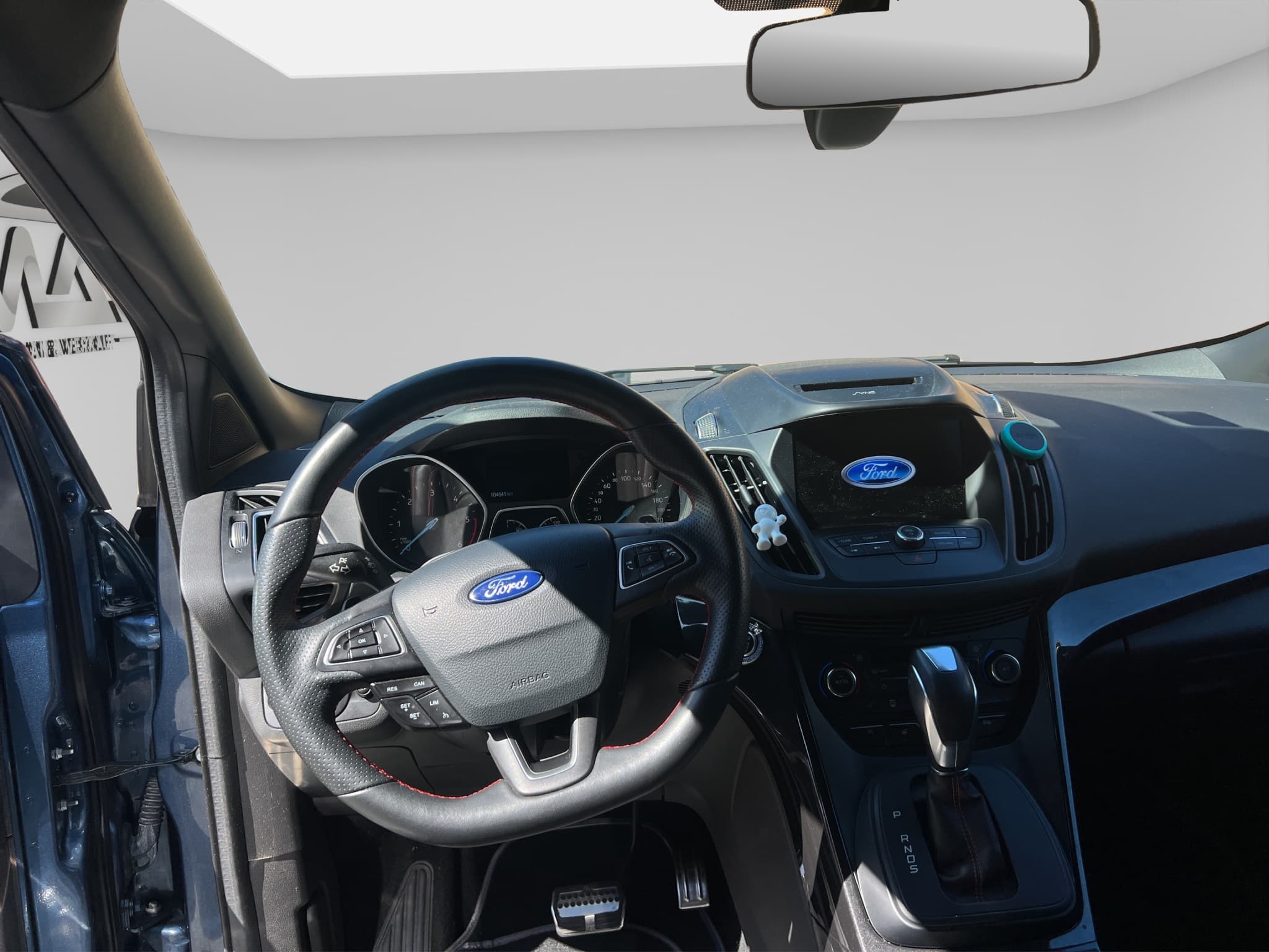 FORD KUGA 11