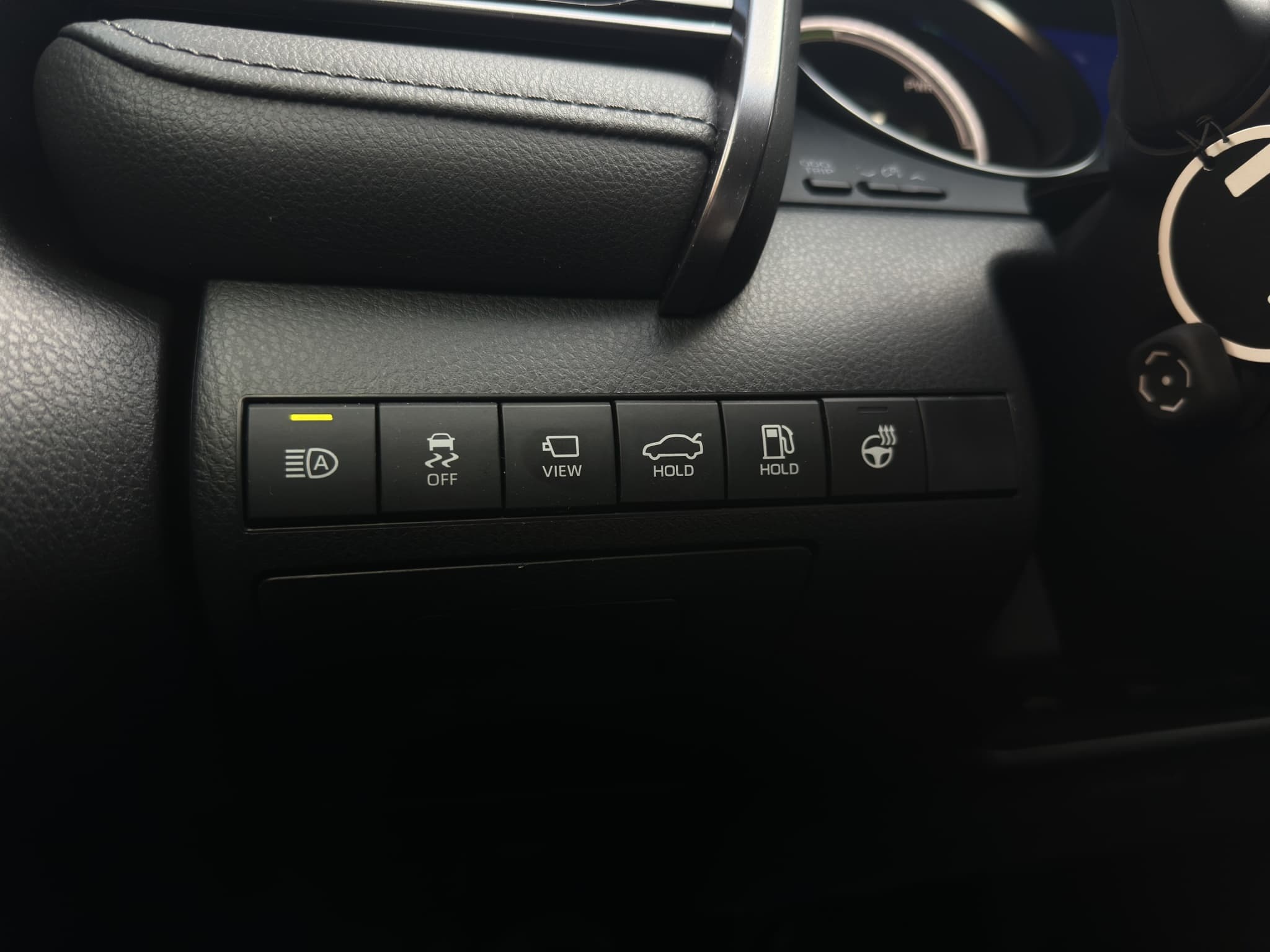 TOYOTA CAMRY 17