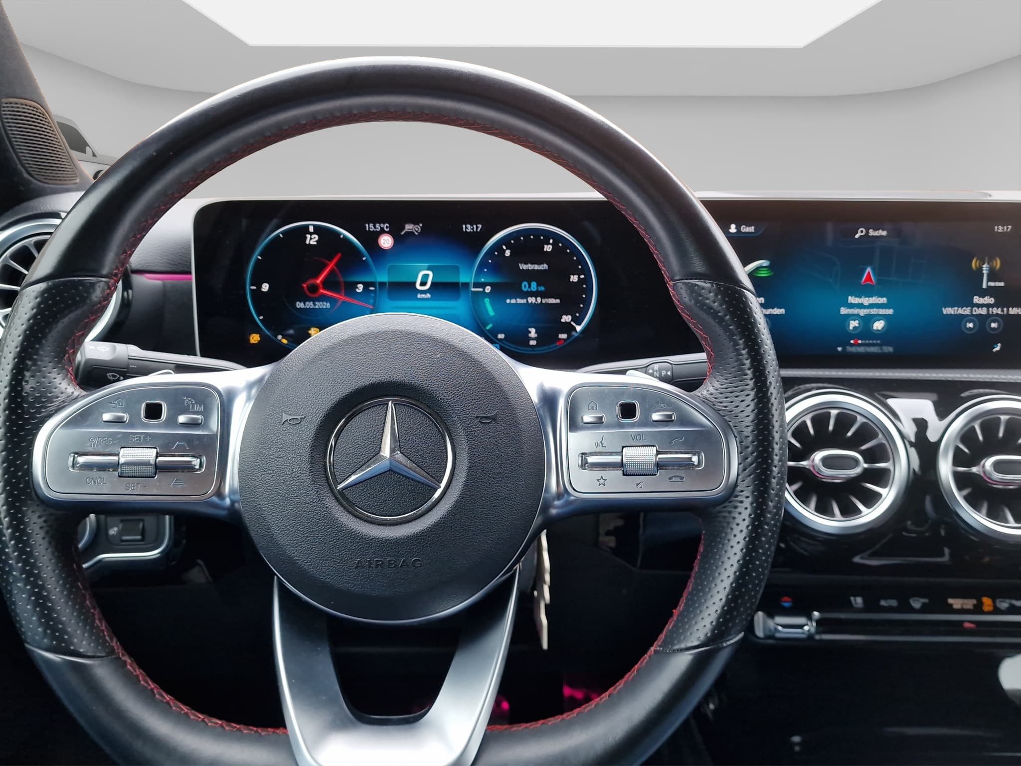 MERCEDES-BENZ A 200 10