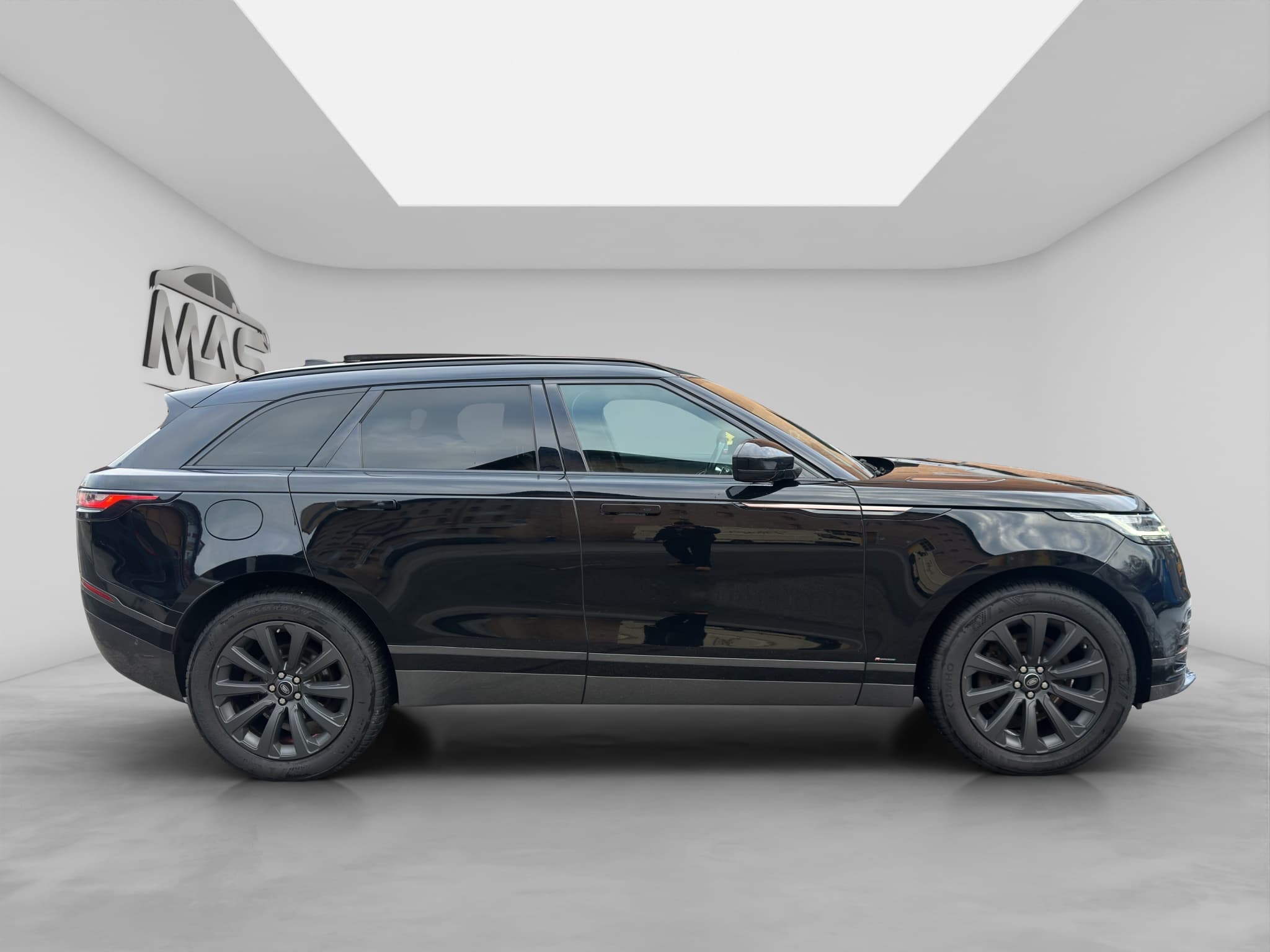 LAND ROVER RANGE ROVER VELAR 7