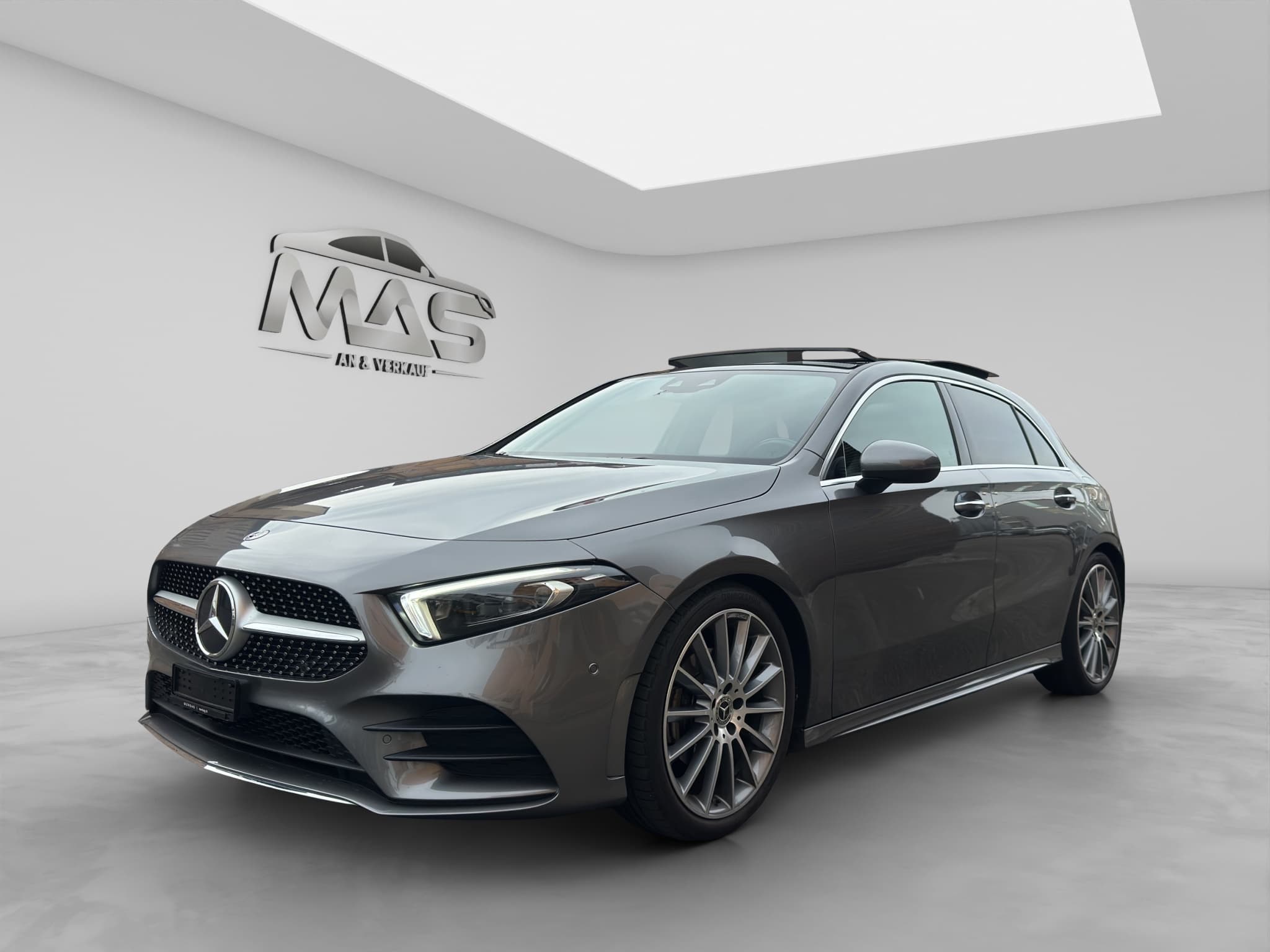 MERCEDES-BENZ A 200