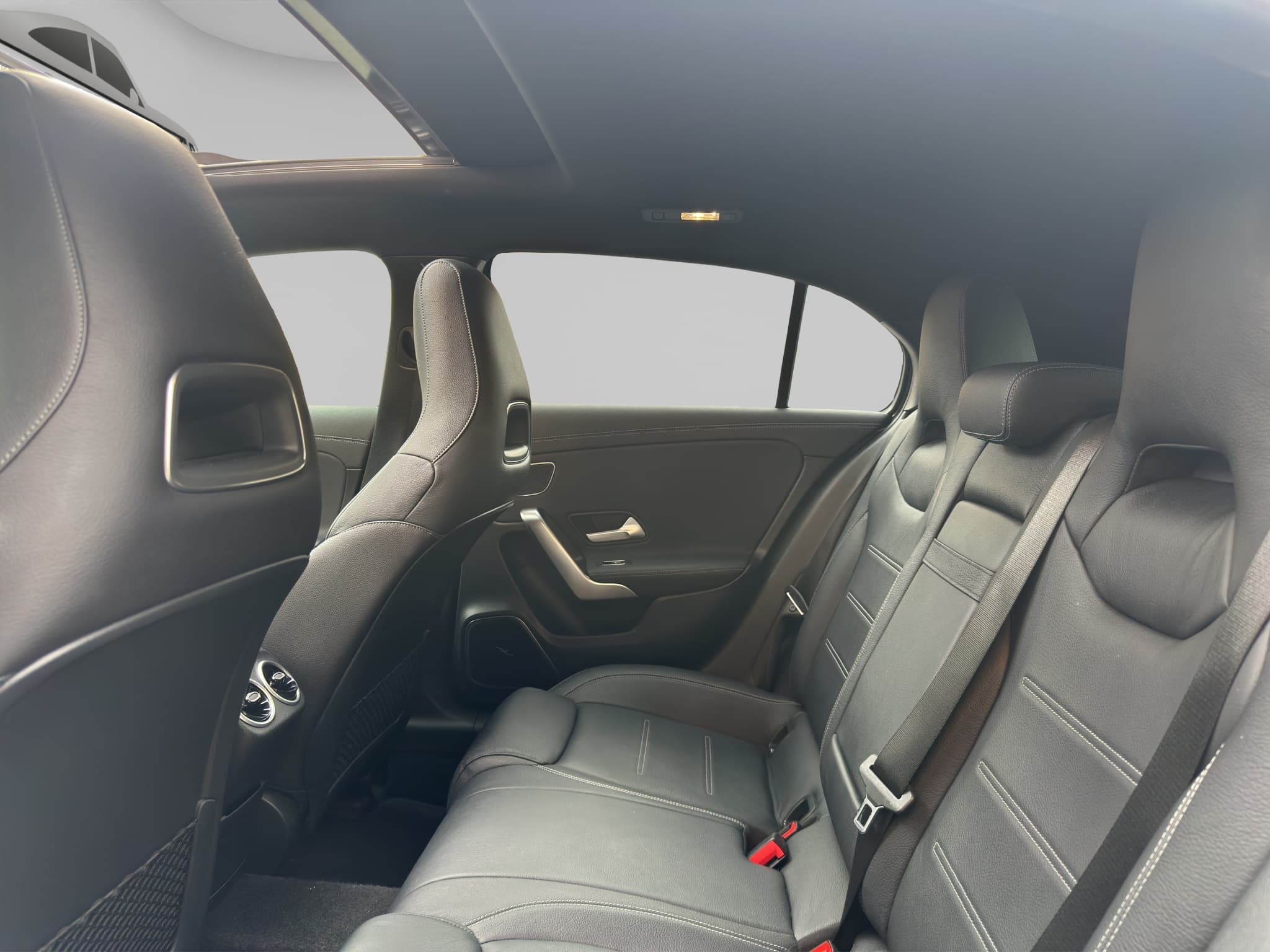 MERCEDES-BENZ A 200 22